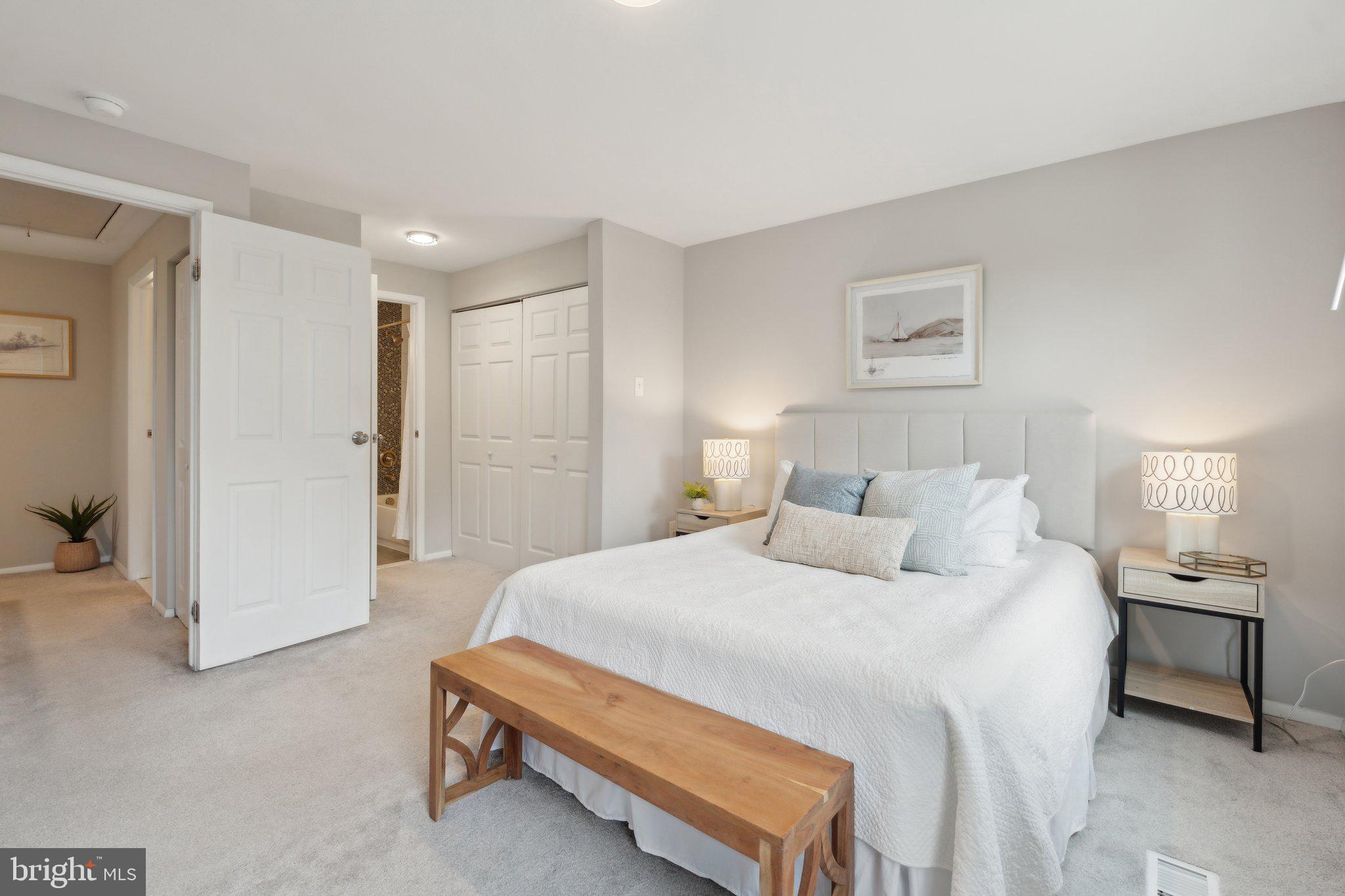 D EVEREUX WEST - Residential