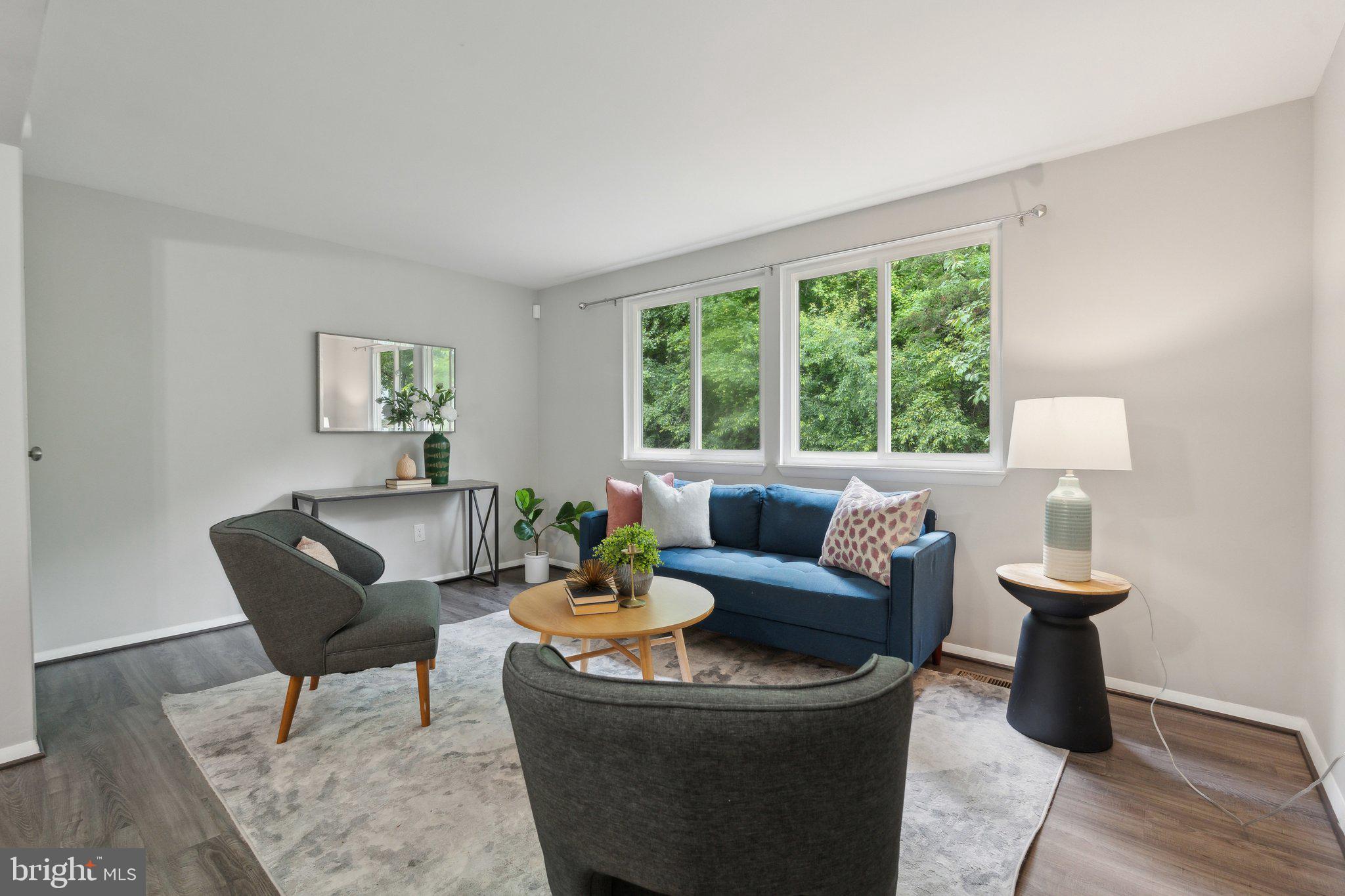 D EVEREUX WEST - Residential