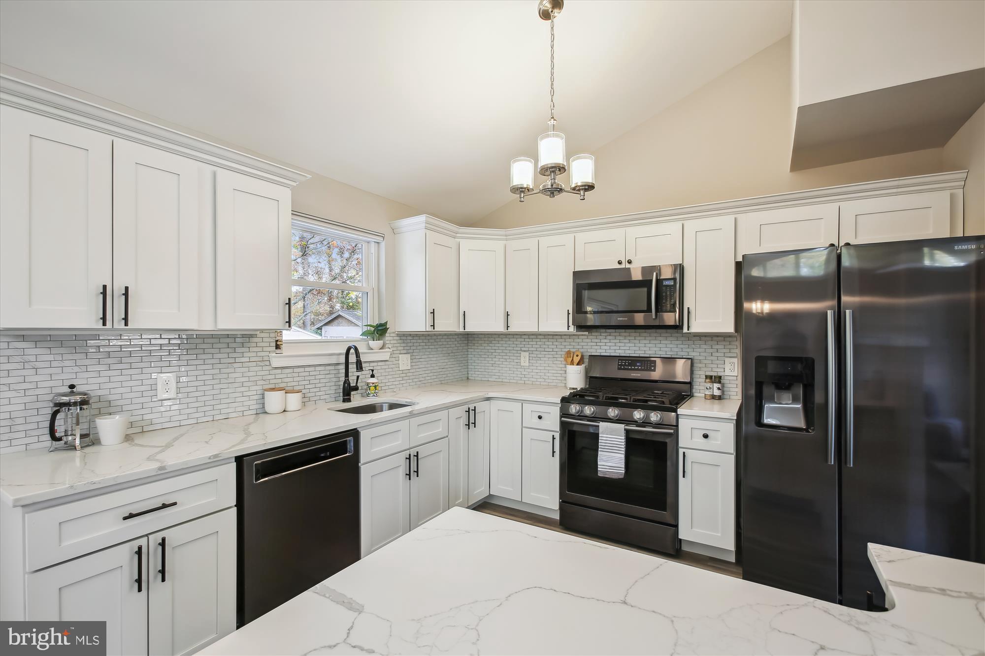 WEST SPRINGFIELD VILLAGE - Residential