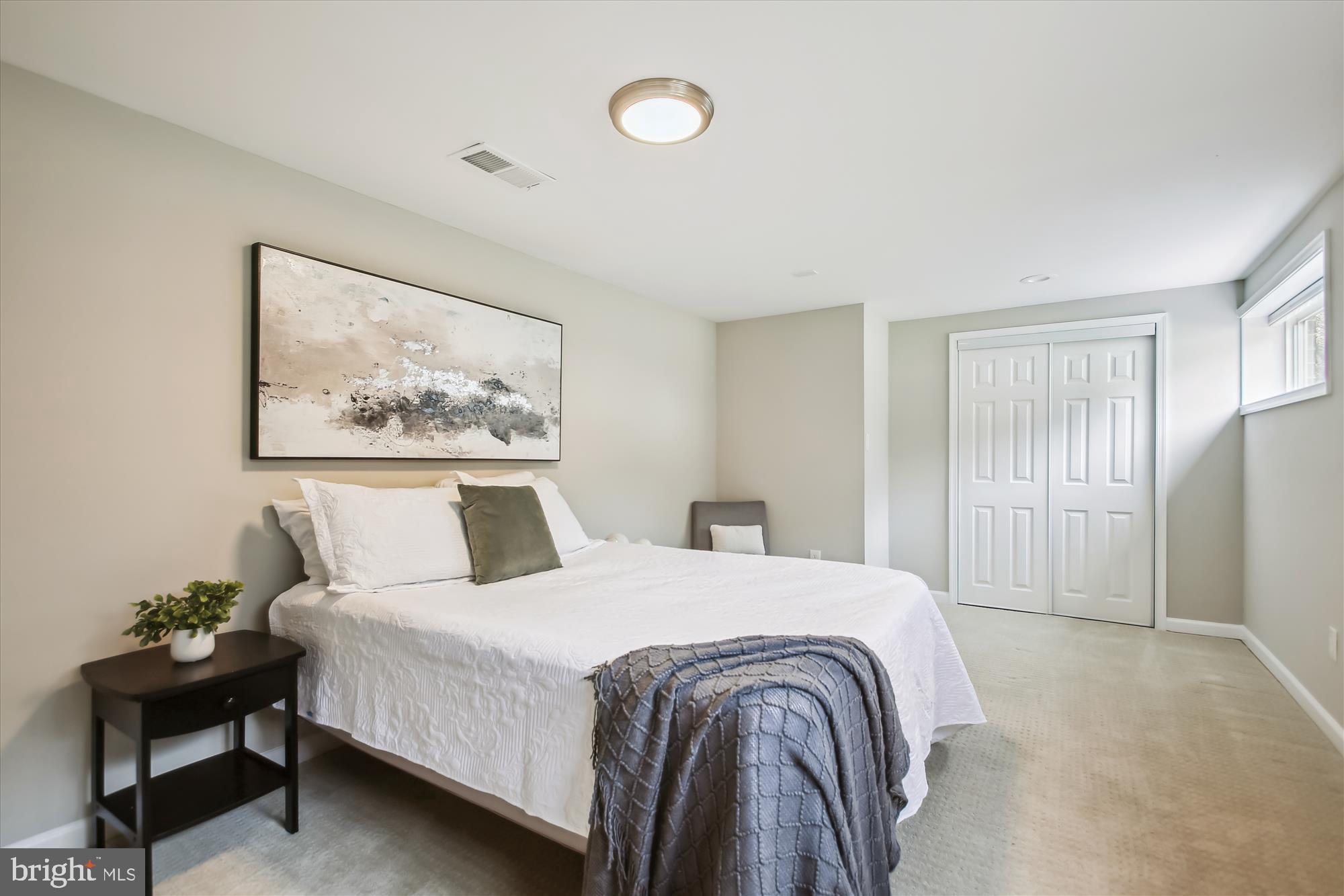 WEST SPRINGFIELD VILLAGE - Residential