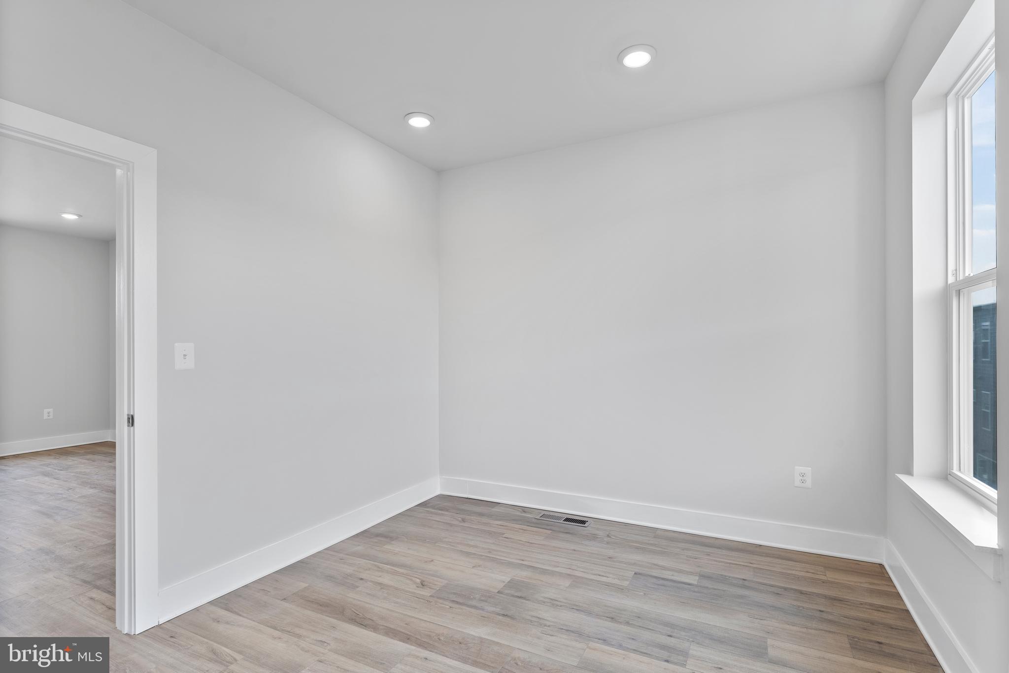 LOCKE LANDING - Residential Lease