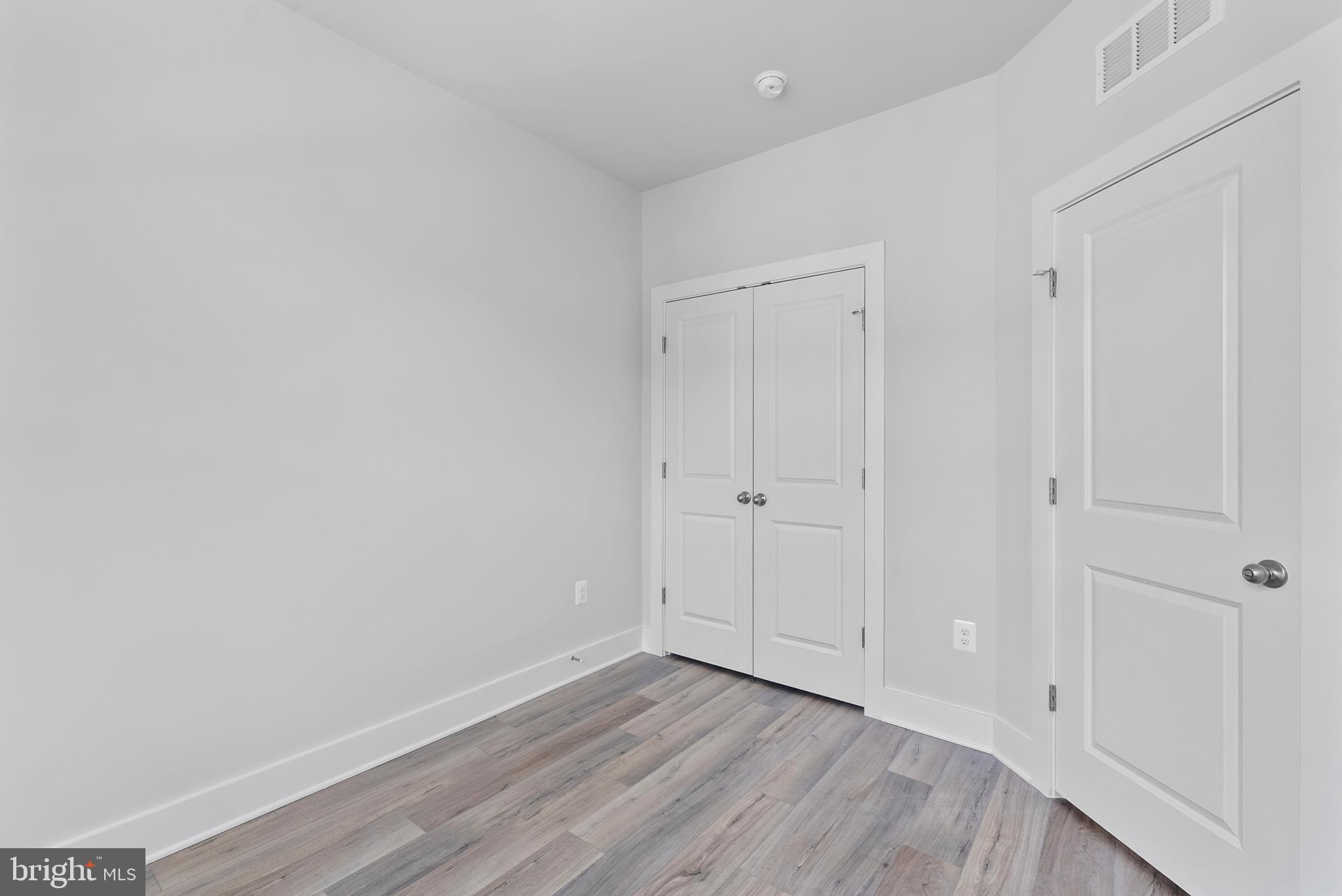 LOCKE LANDING - Residential Lease