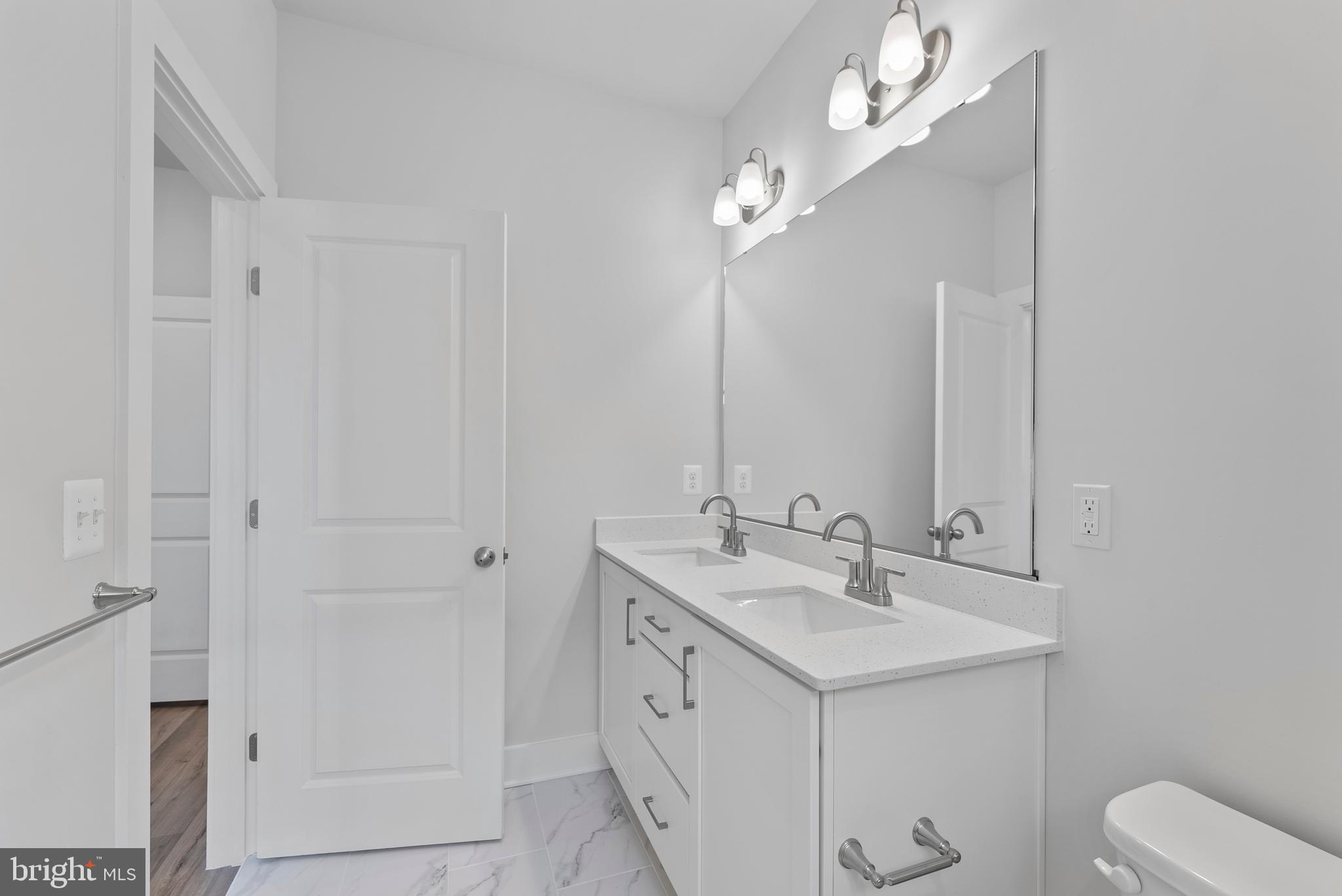 LOCKE LANDING - Residential Lease