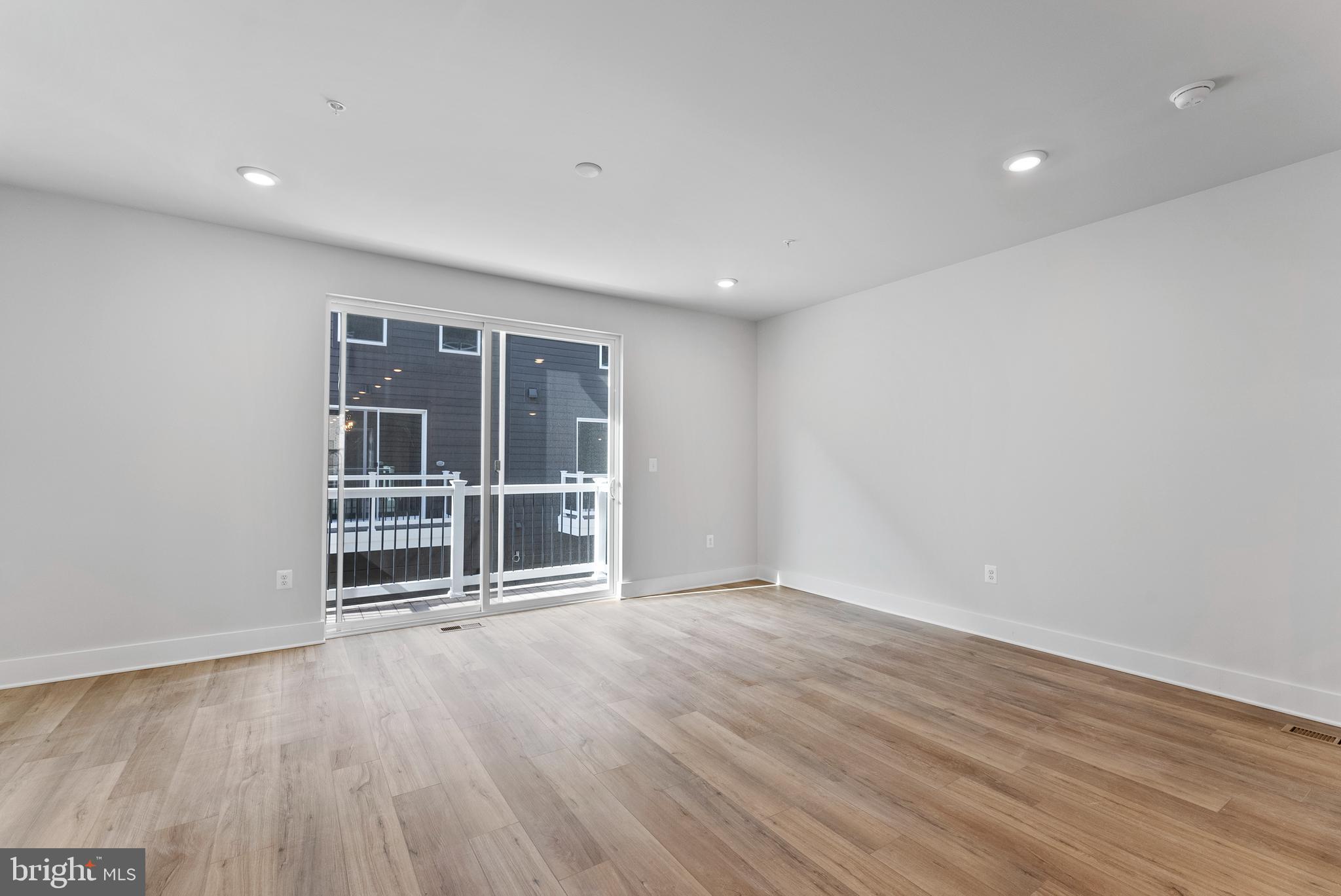 LOCKE LANDING - Residential Lease