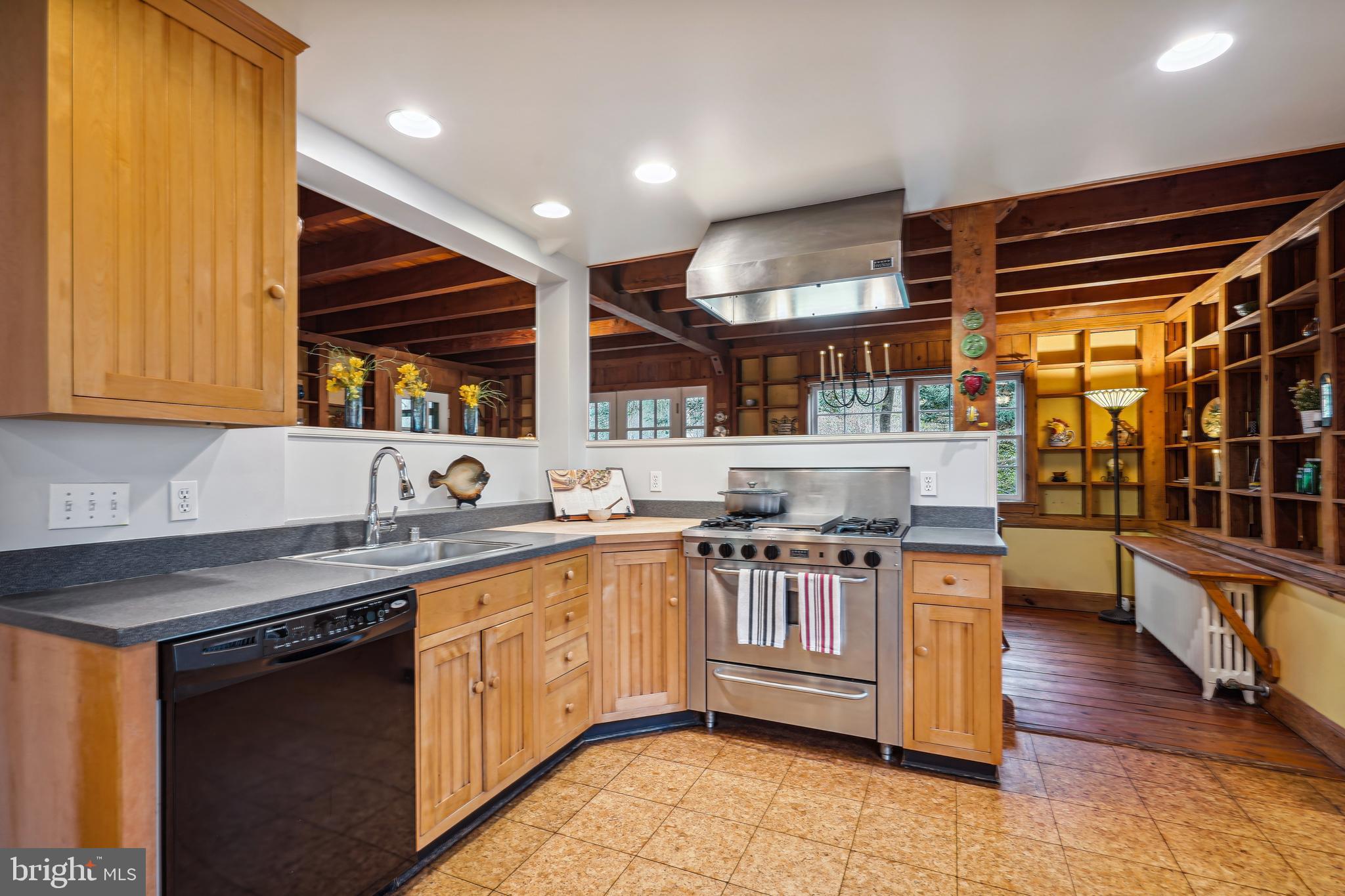 GLEN ECHO HEIGHTS - Residential