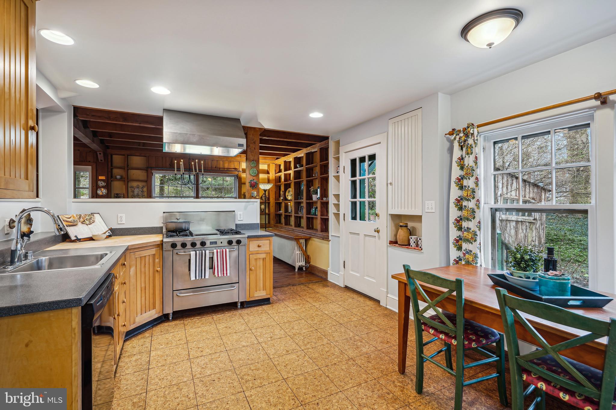 GLEN ECHO HEIGHTS - Residential