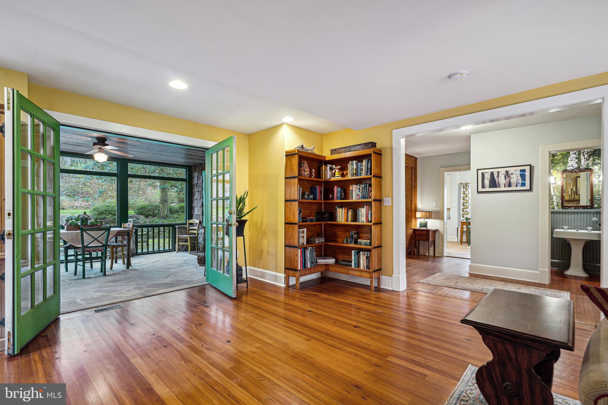GLEN ECHO HEIGHTS - Residential