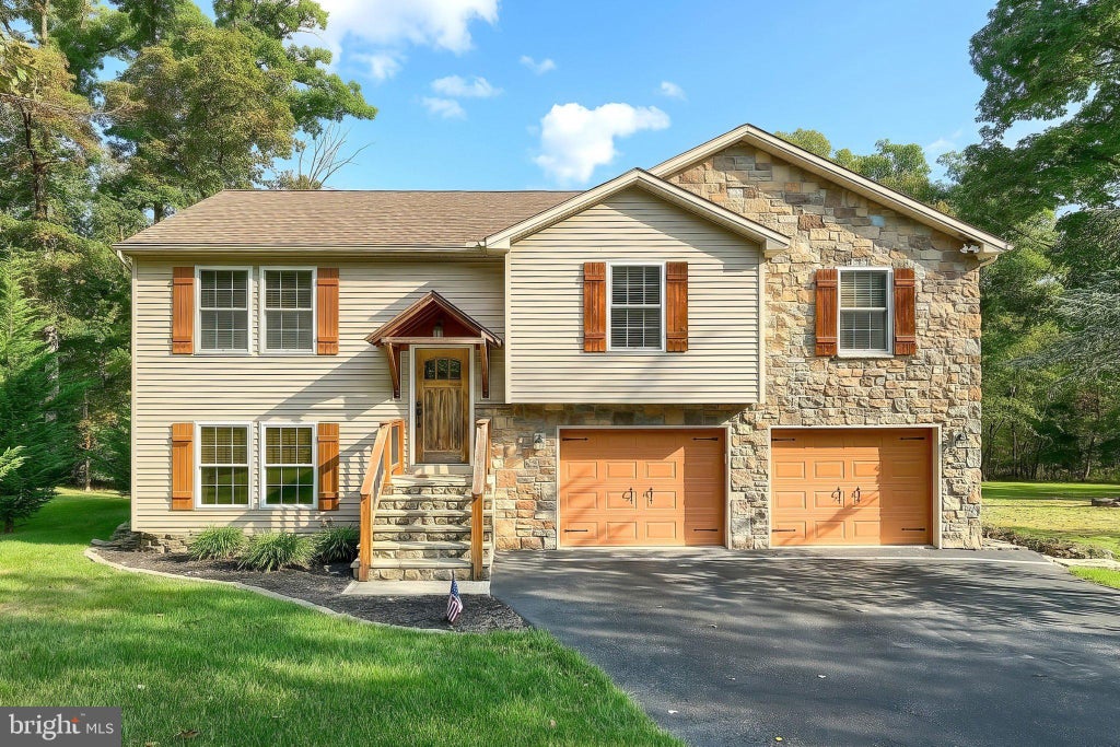 Photo of 23 Harrison Drive, EAST BERLIN, PA 17316 (MLS # PAAD2025804)