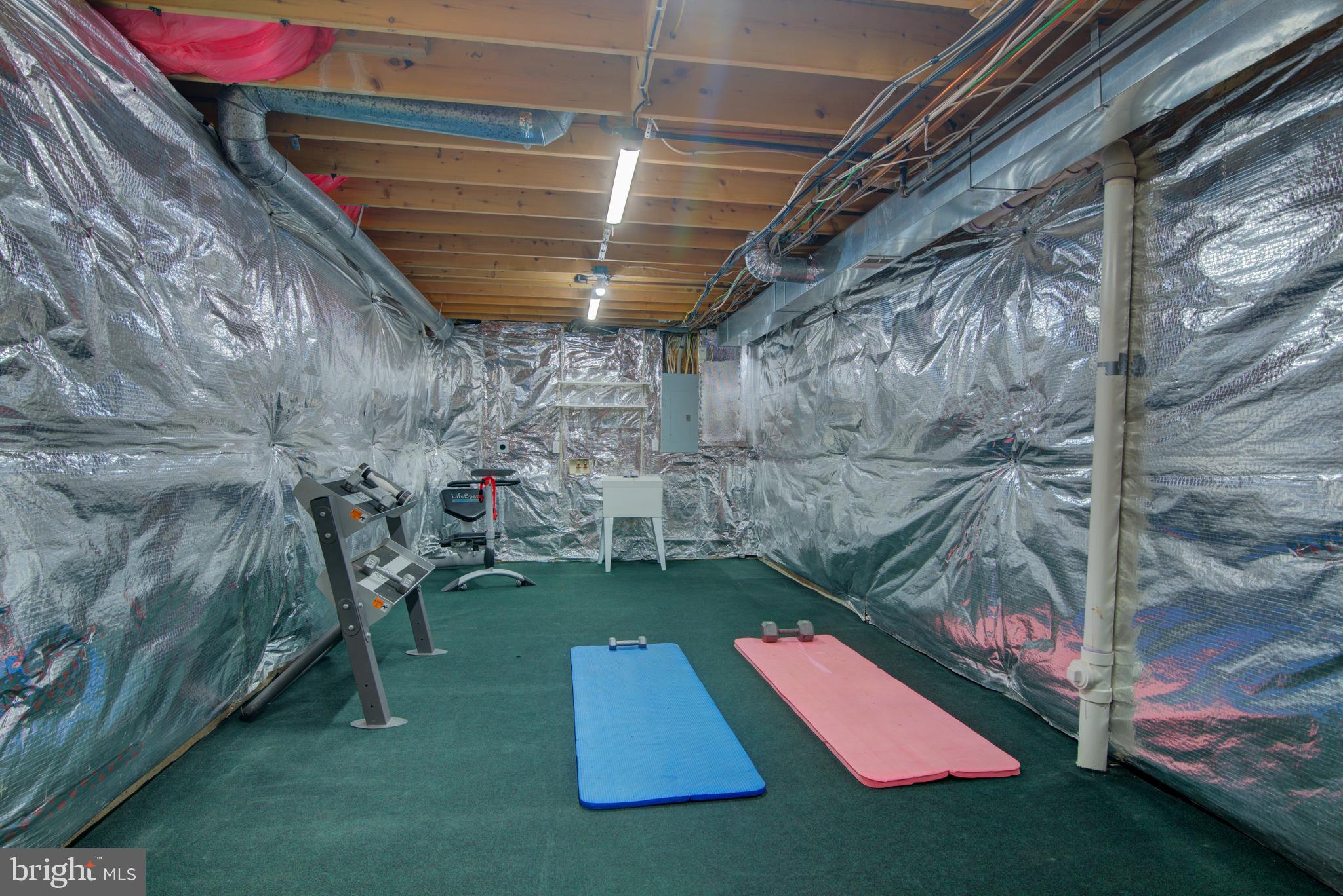 STONEY CREEK WOODS - Residential