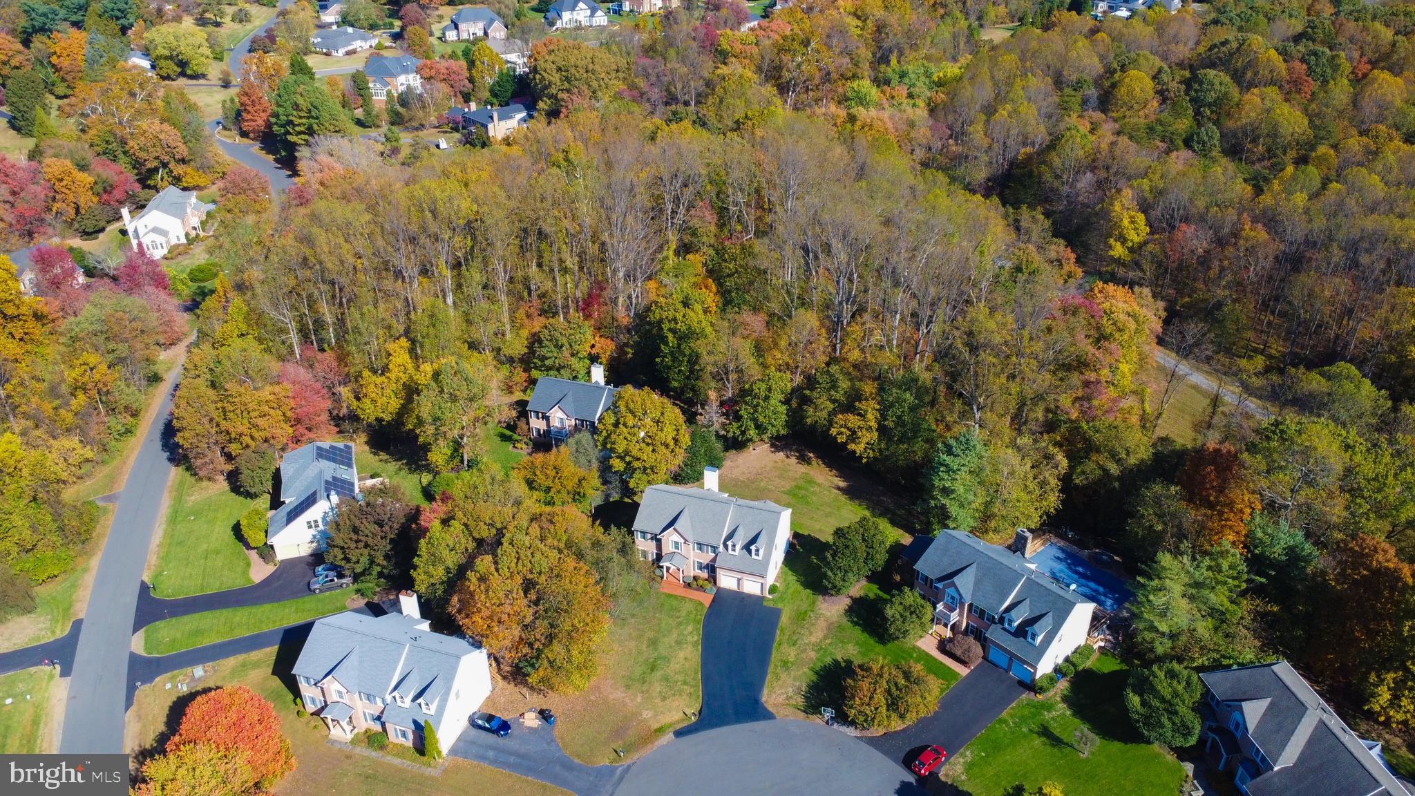 STONEY CREEK WOODS - Residential