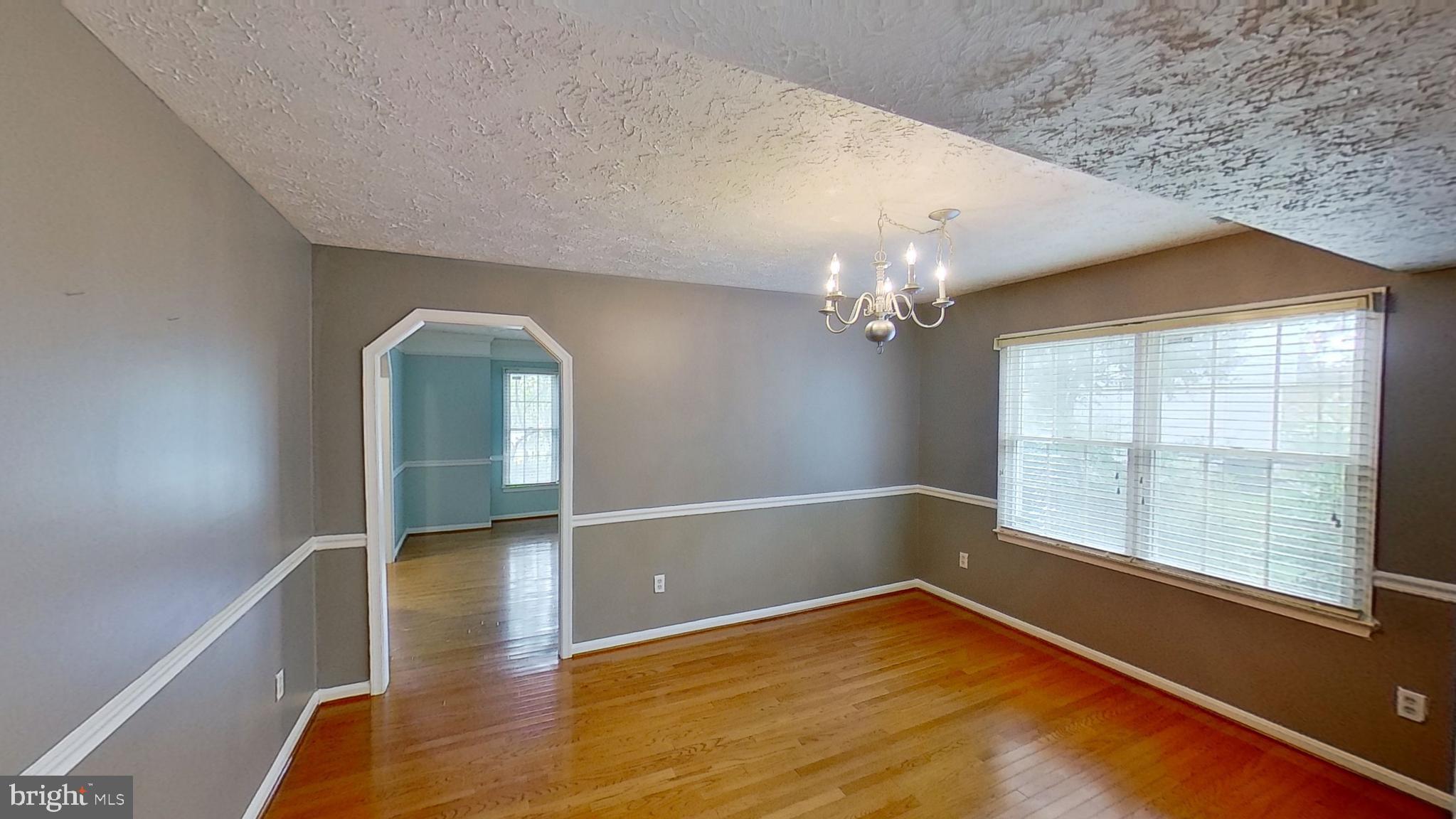 ST CHARLES SUB - DORCHESTER - Residential Lease