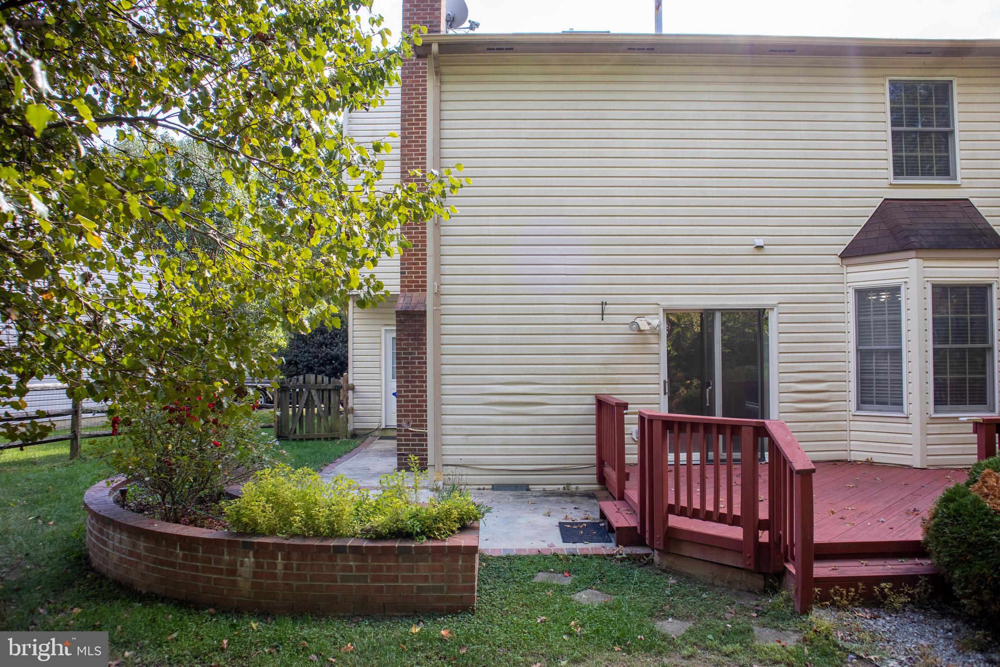 ST CHARLES SUB - DORCHESTER - Residential Lease