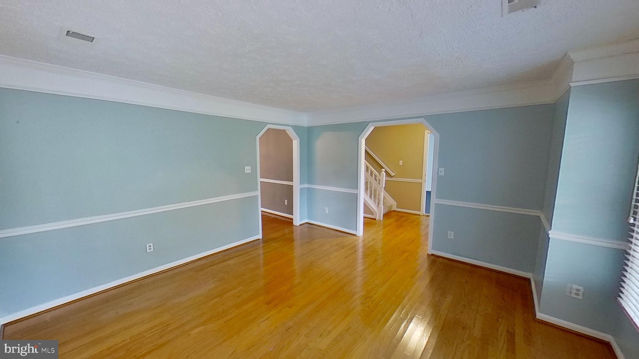 ST CHARLES SUB - DORCHESTER - Residential Lease