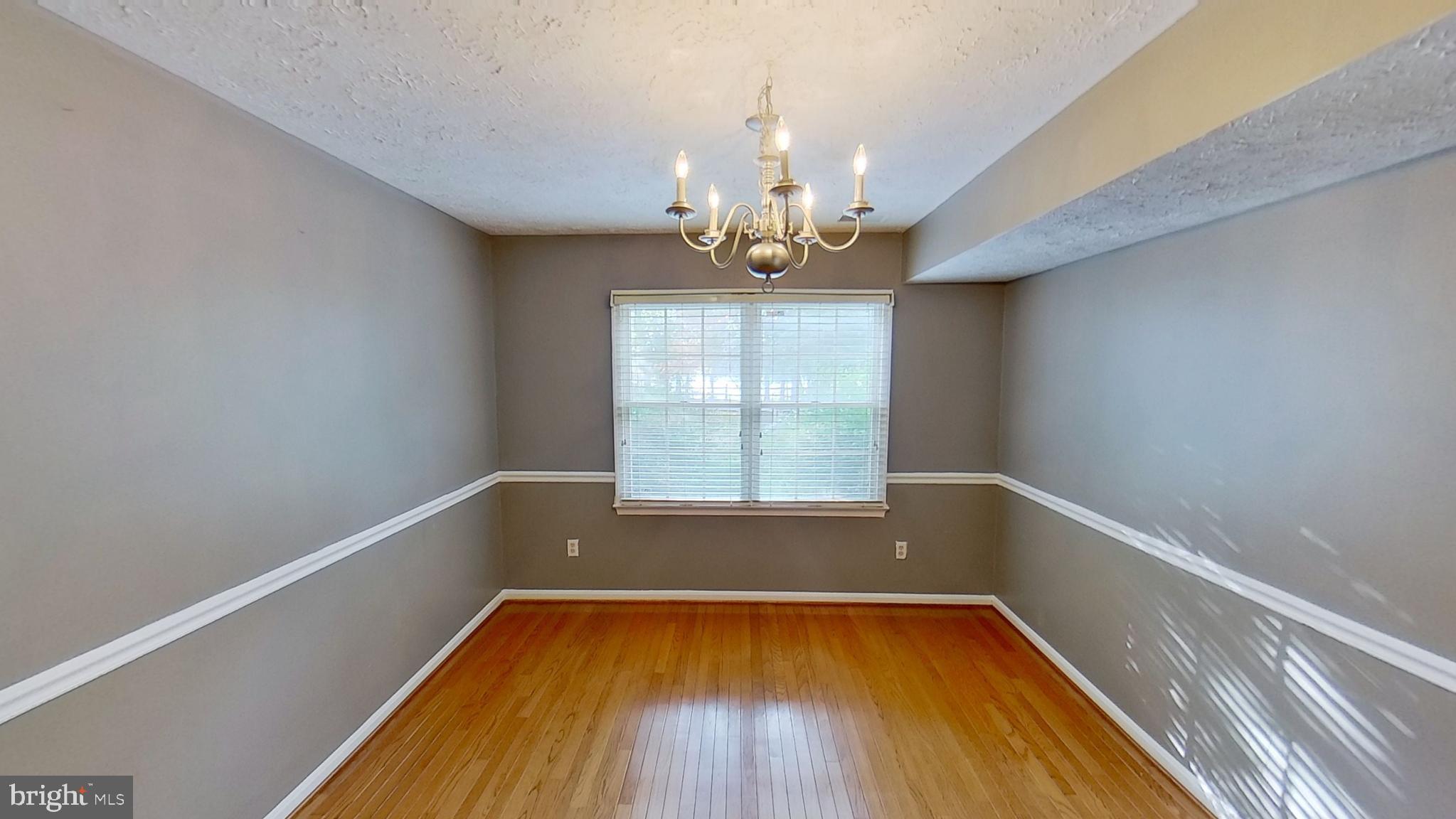 ST CHARLES SUB - DORCHESTER - Residential Lease