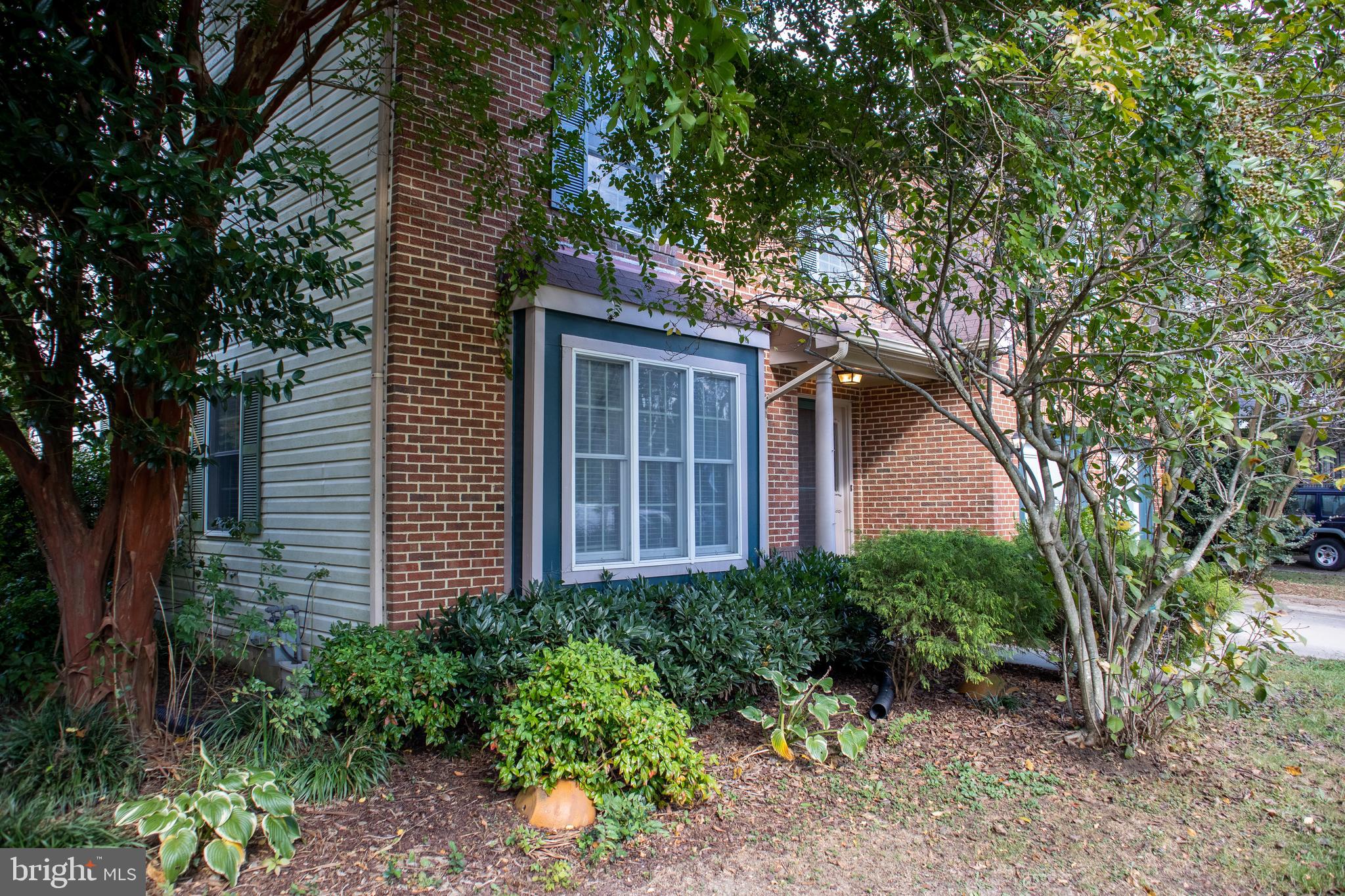 ST CHARLES SUB - DORCHESTER - Residential Lease