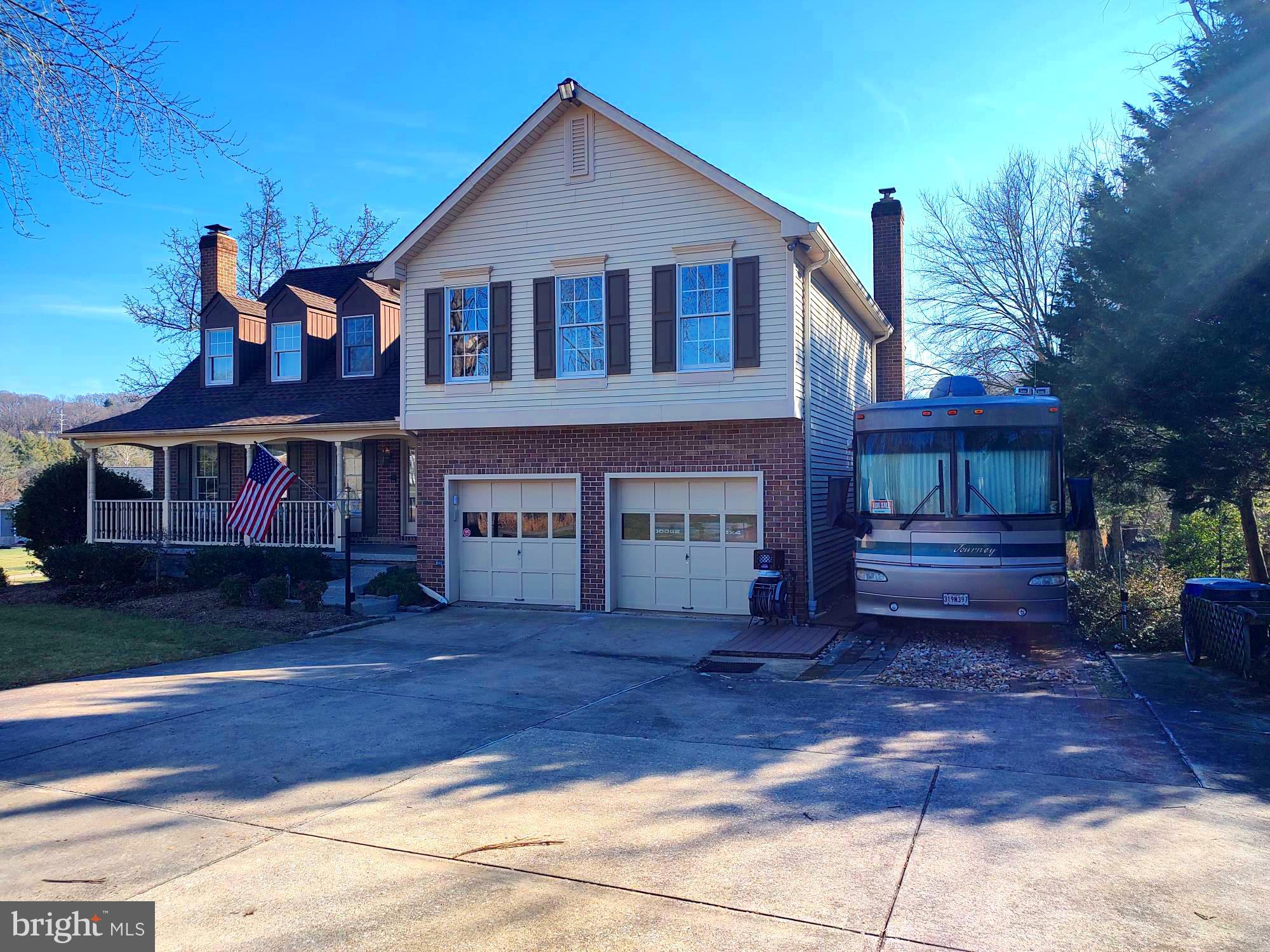 BROOKVIEW FARMS - Residential