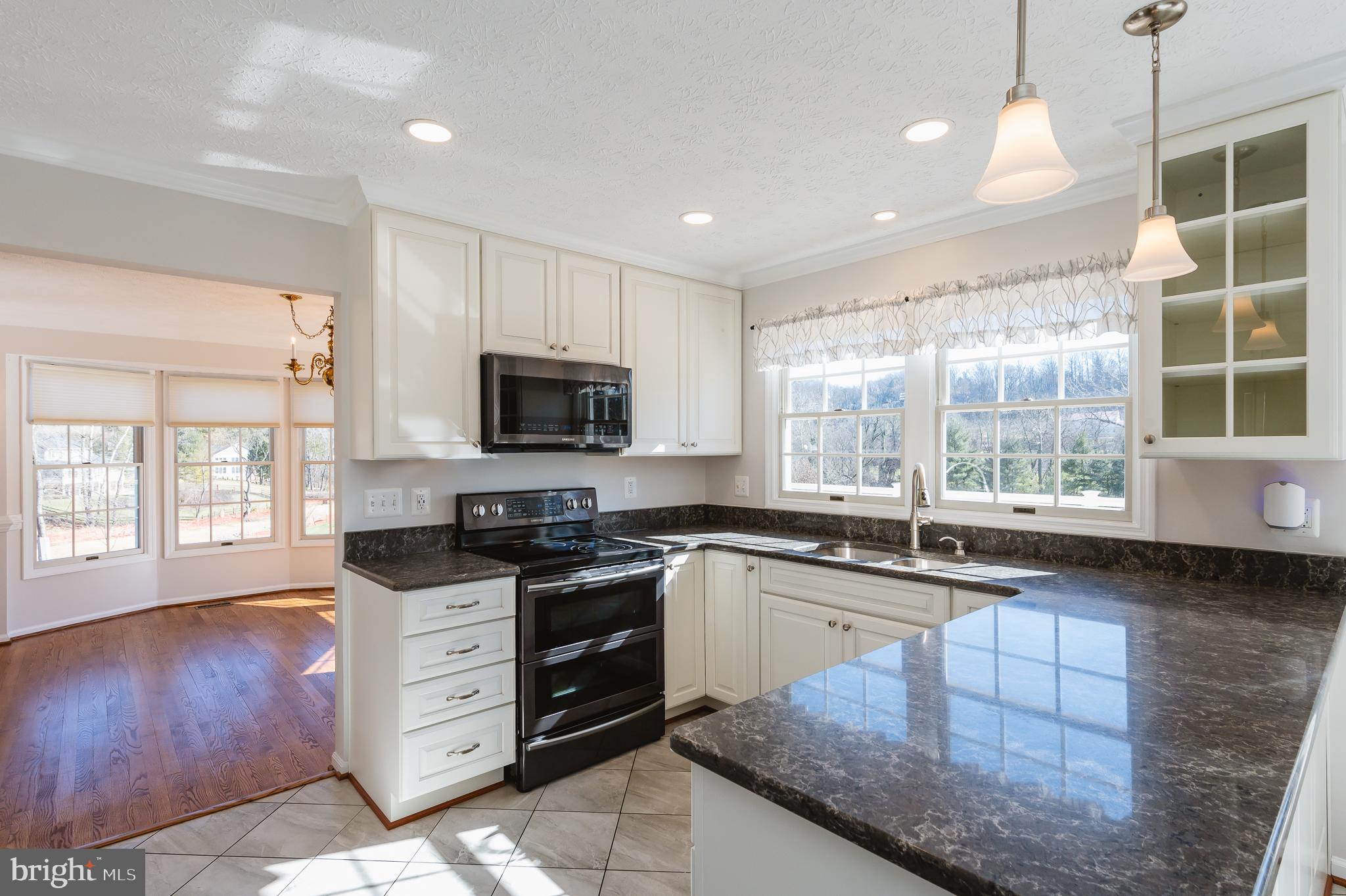 BROOKVIEW FARMS - Residential