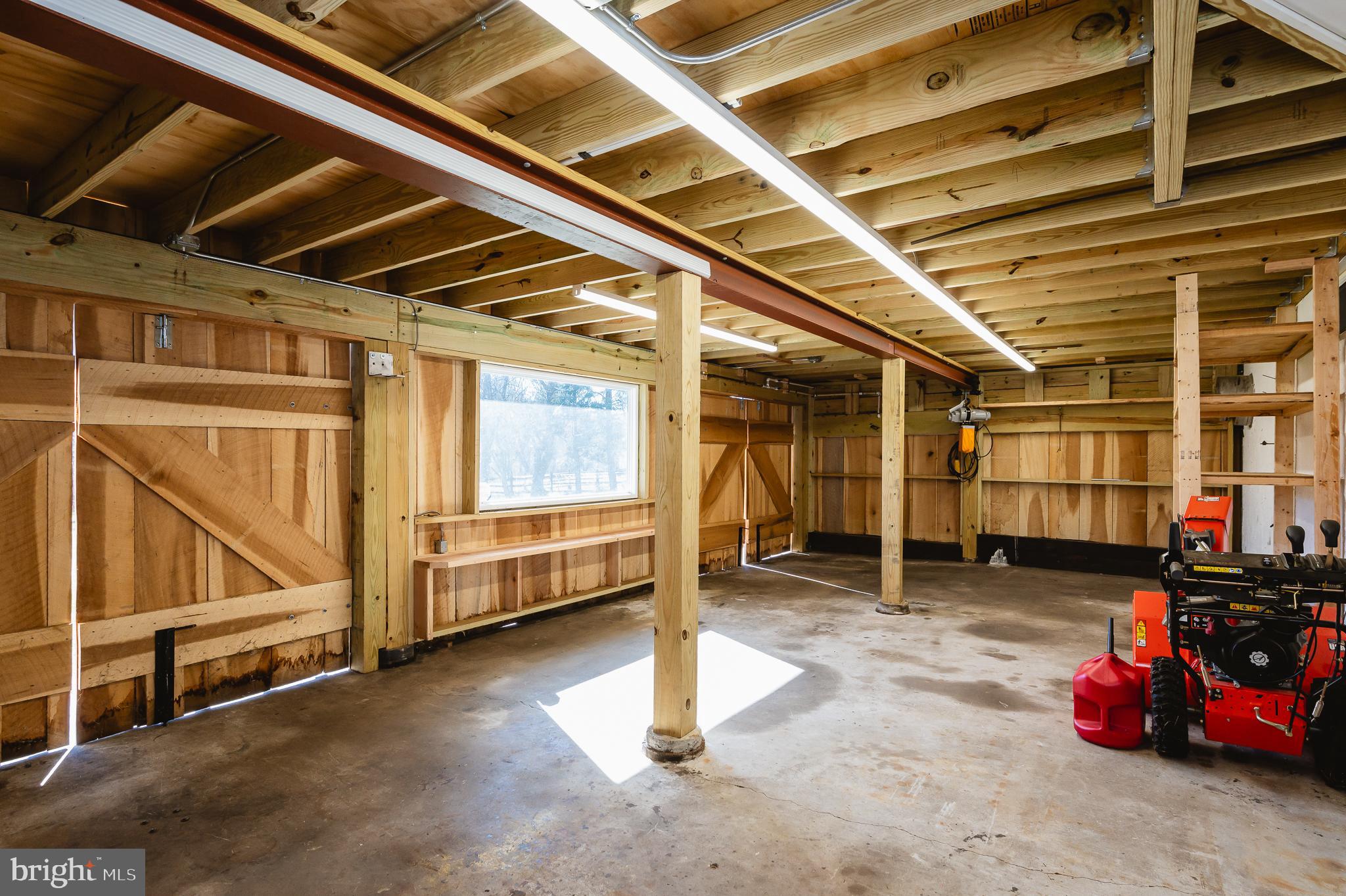 BROOKVIEW FARMS - Residential