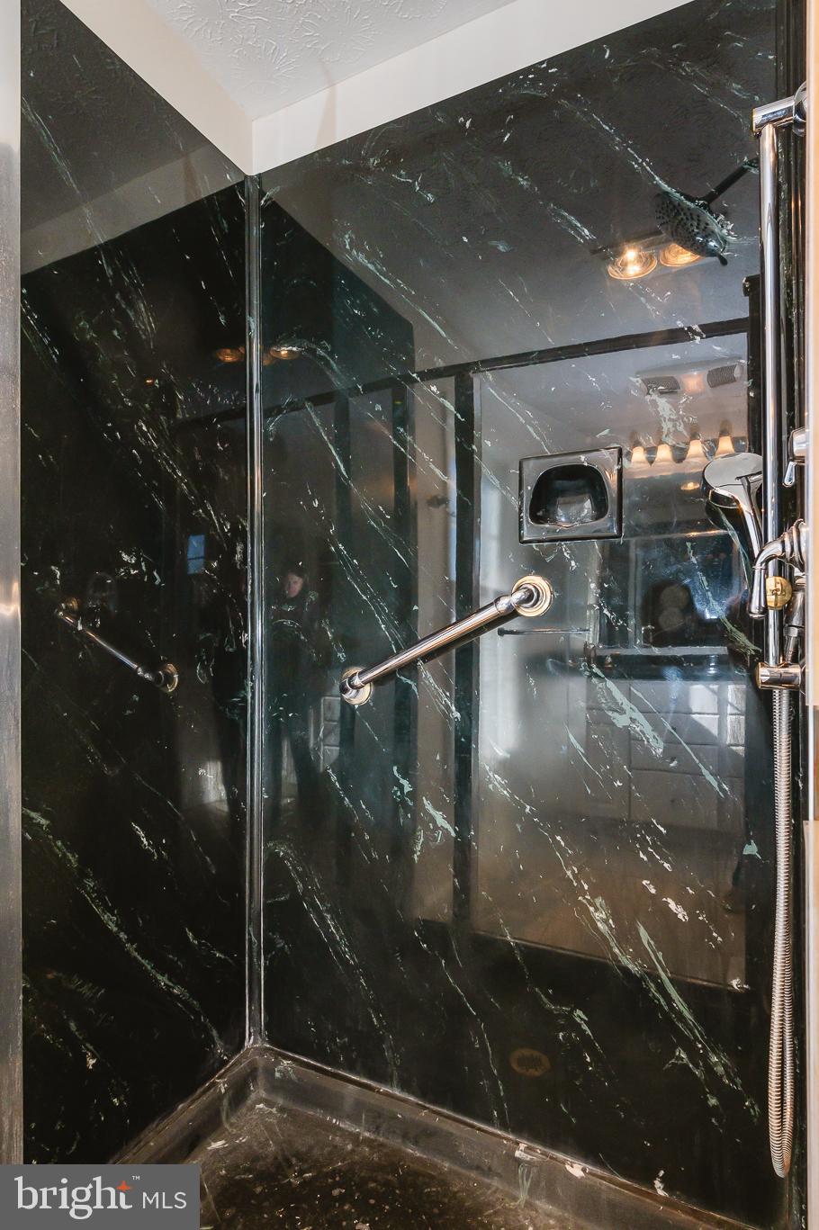 BROOKVIEW FARMS - Residential