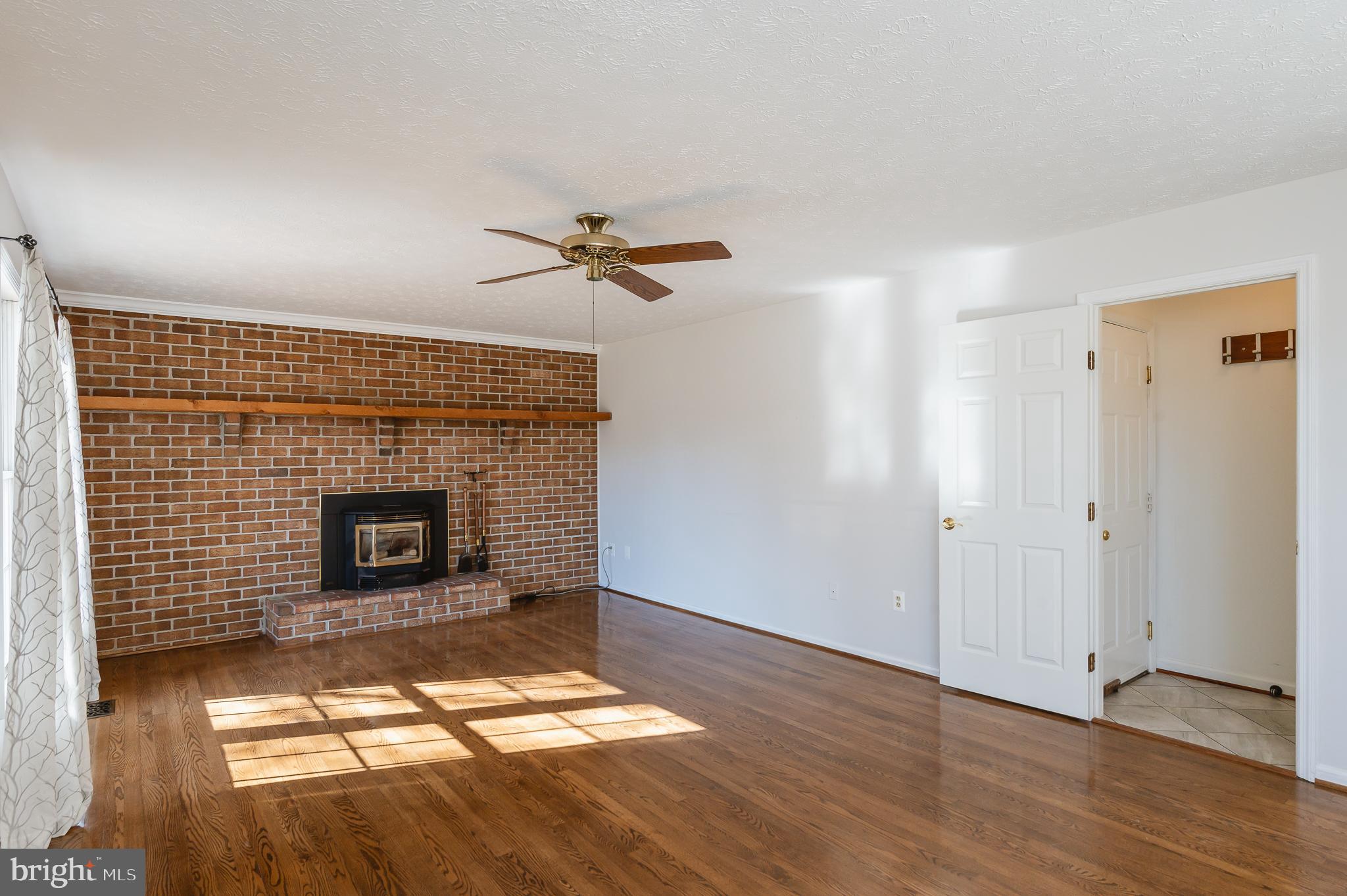 BROOKVIEW FARMS - Residential