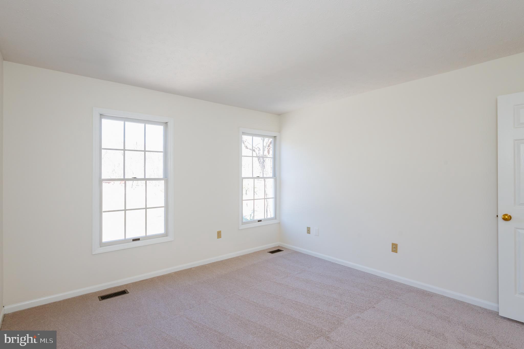 BROOKVIEW FARMS - Residential