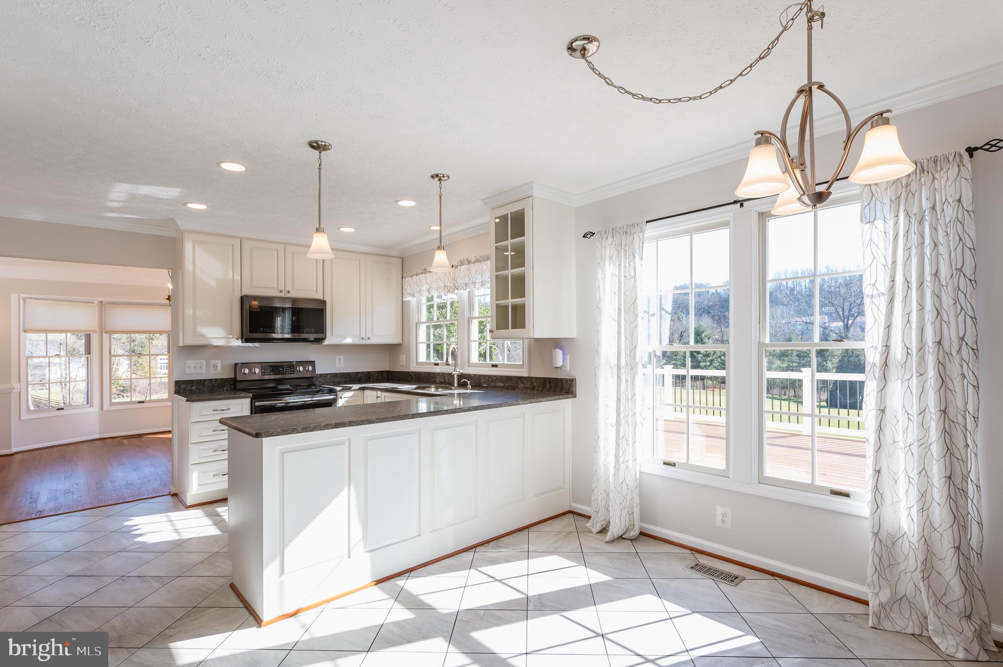 BROOKVIEW FARMS - Residential