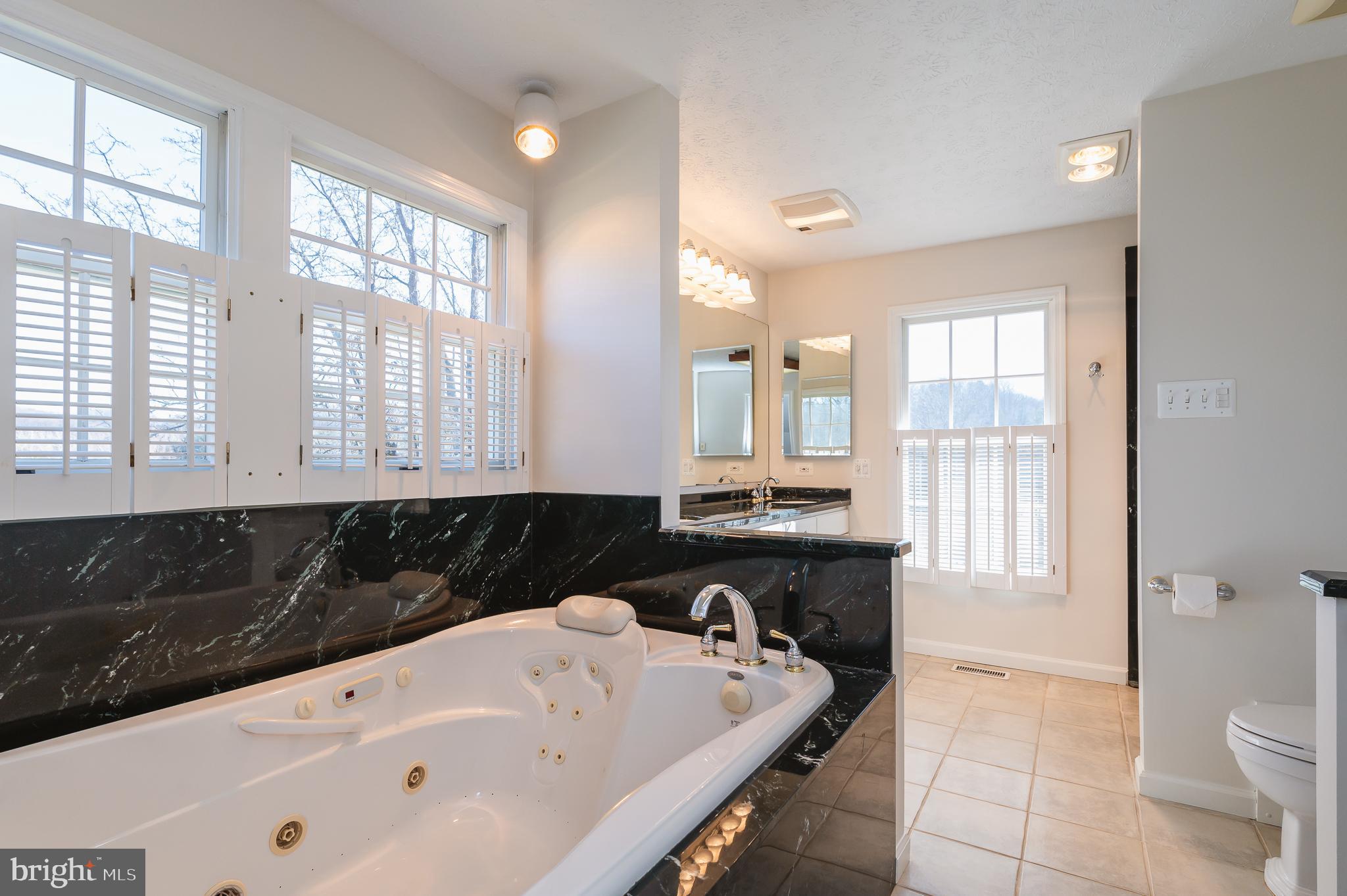 BROOKVIEW FARMS - Residential