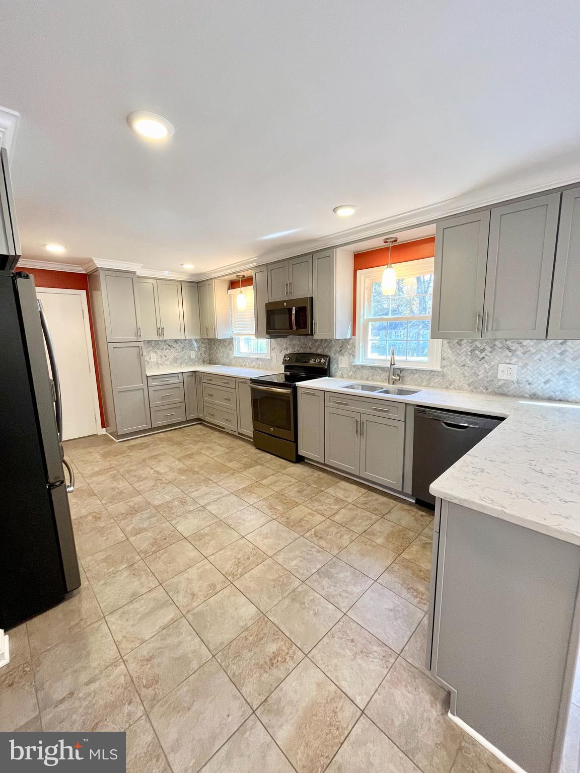 TUSCAWILLA HILLS - Residential