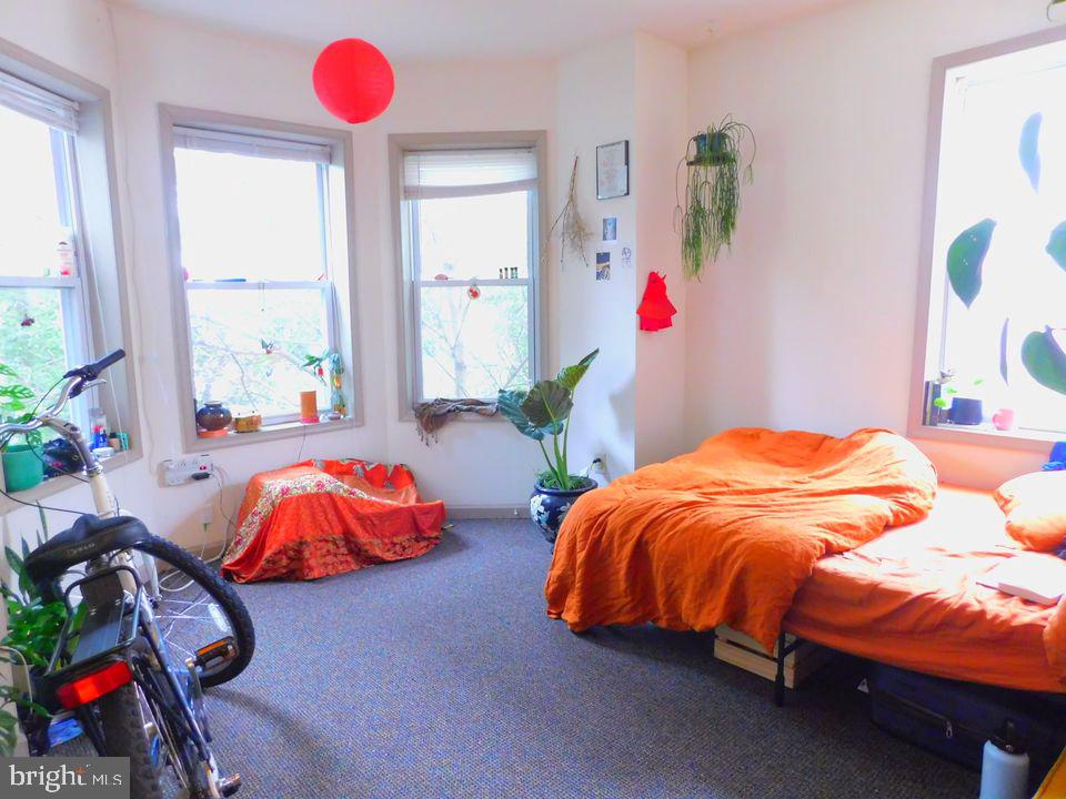 TEMPLE UNIVERSITY - Residential Lease