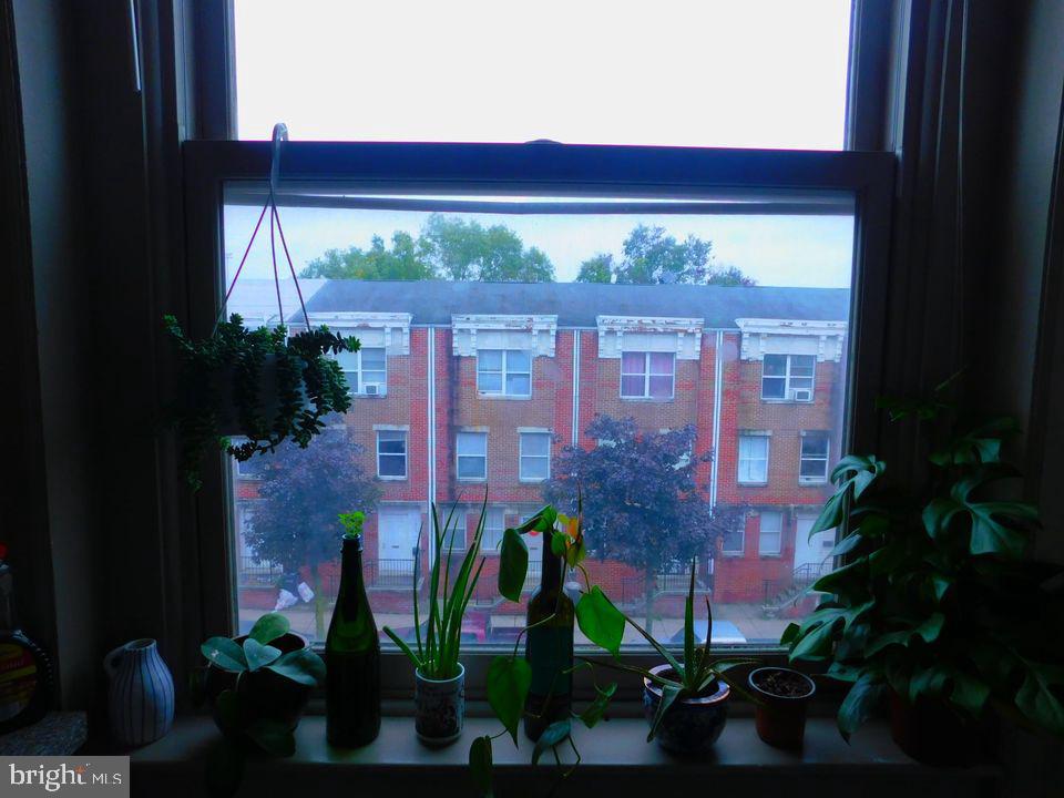 TEMPLE UNIVERSITY - Residential Lease