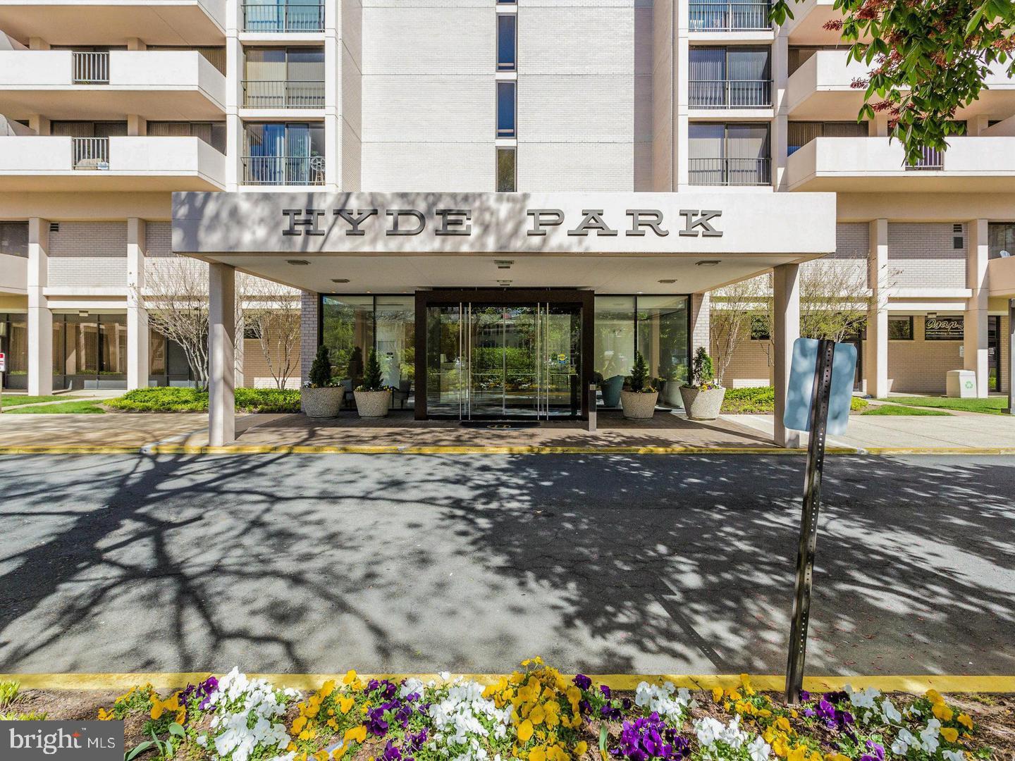 4141 N HENDERSON ROAD 107