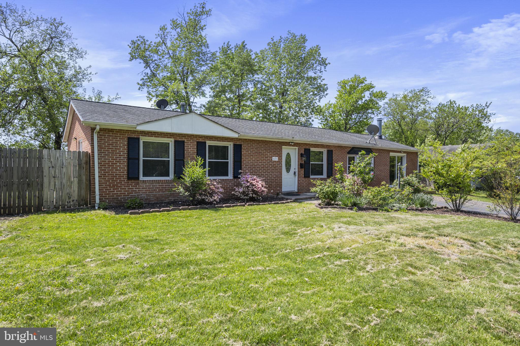 603 W CHURCH ROAD