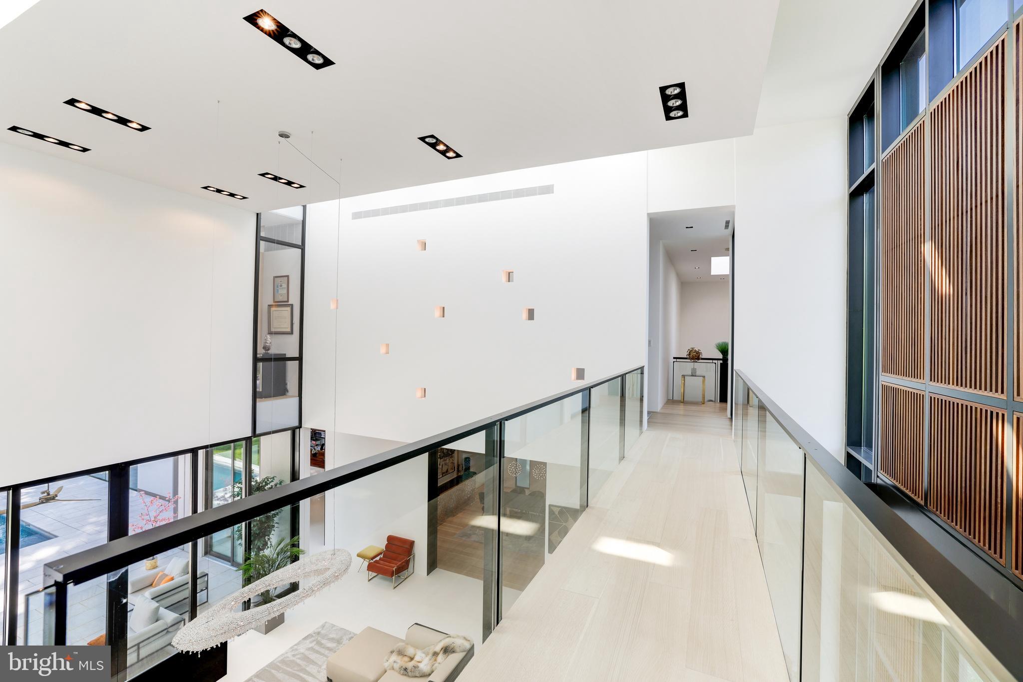 ARLINGWOOD - Residential