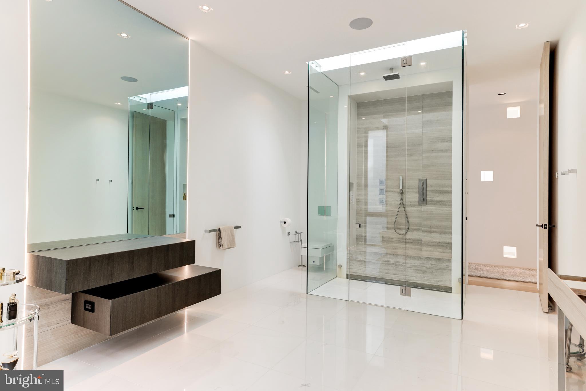 ARLINGWOOD - Residential