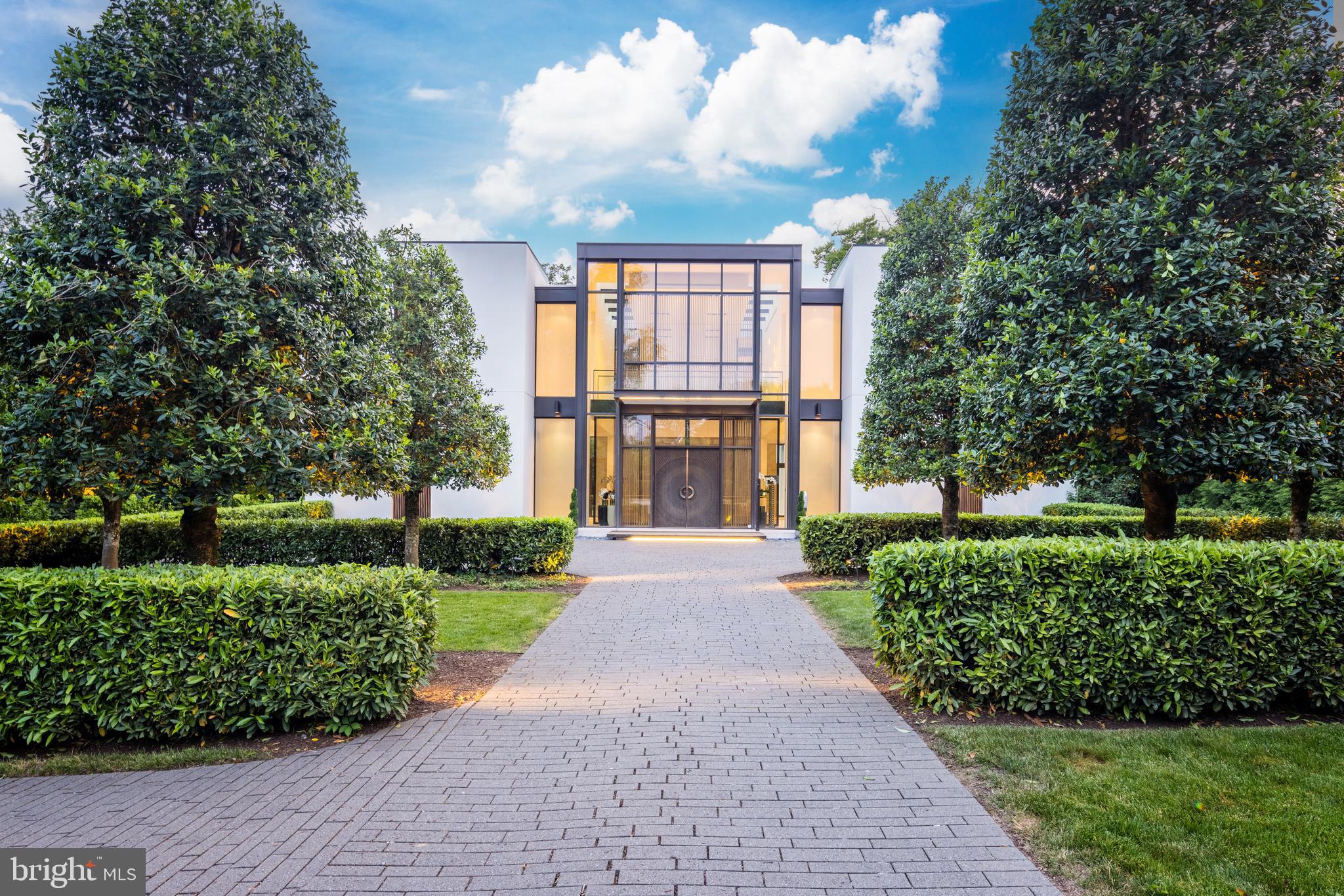 ARLINGWOOD - Residential