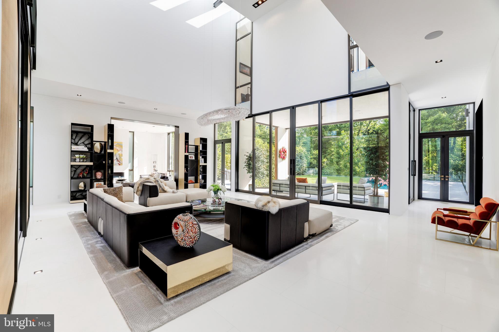 ARLINGWOOD - Residential