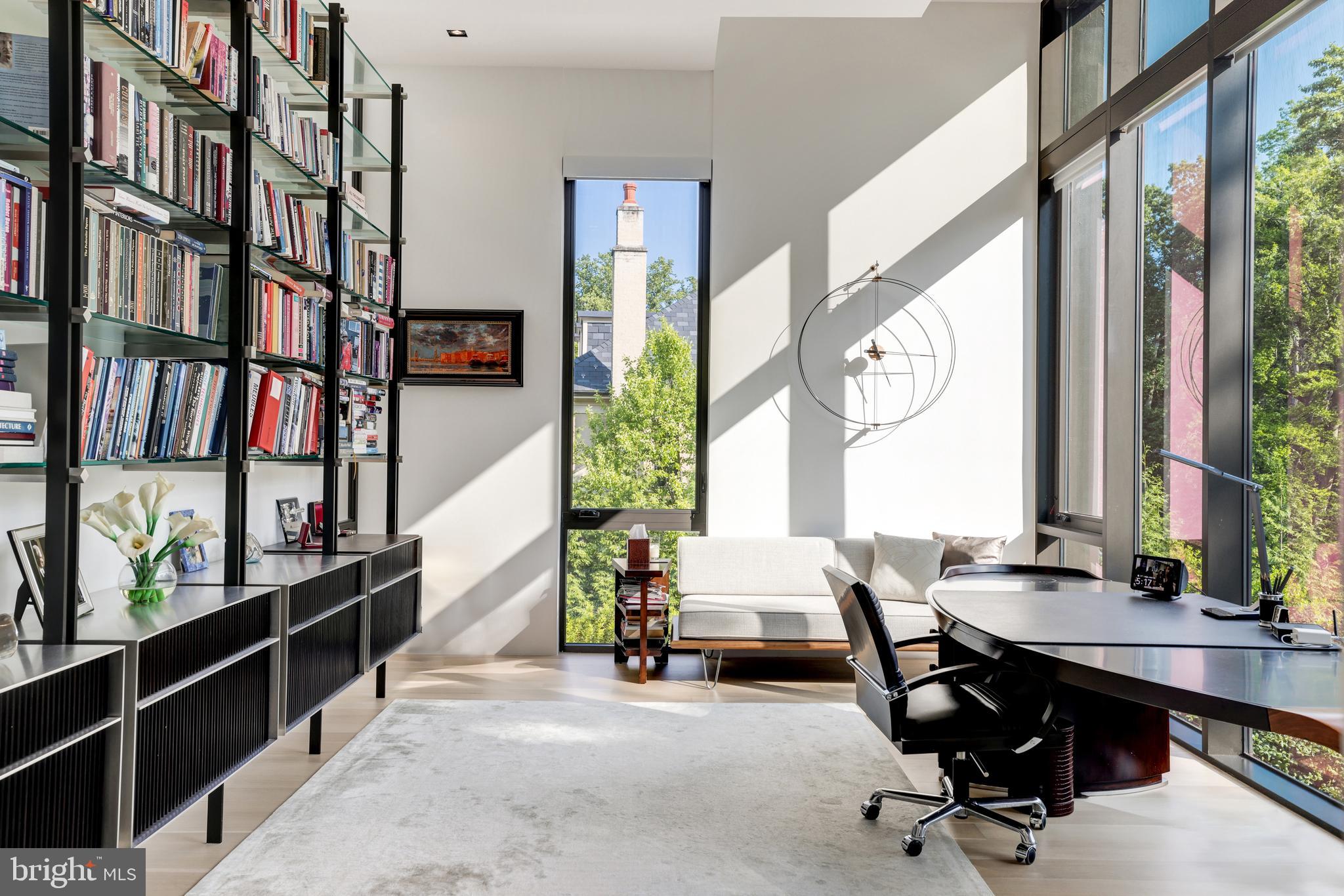 ARLINGWOOD - Residential