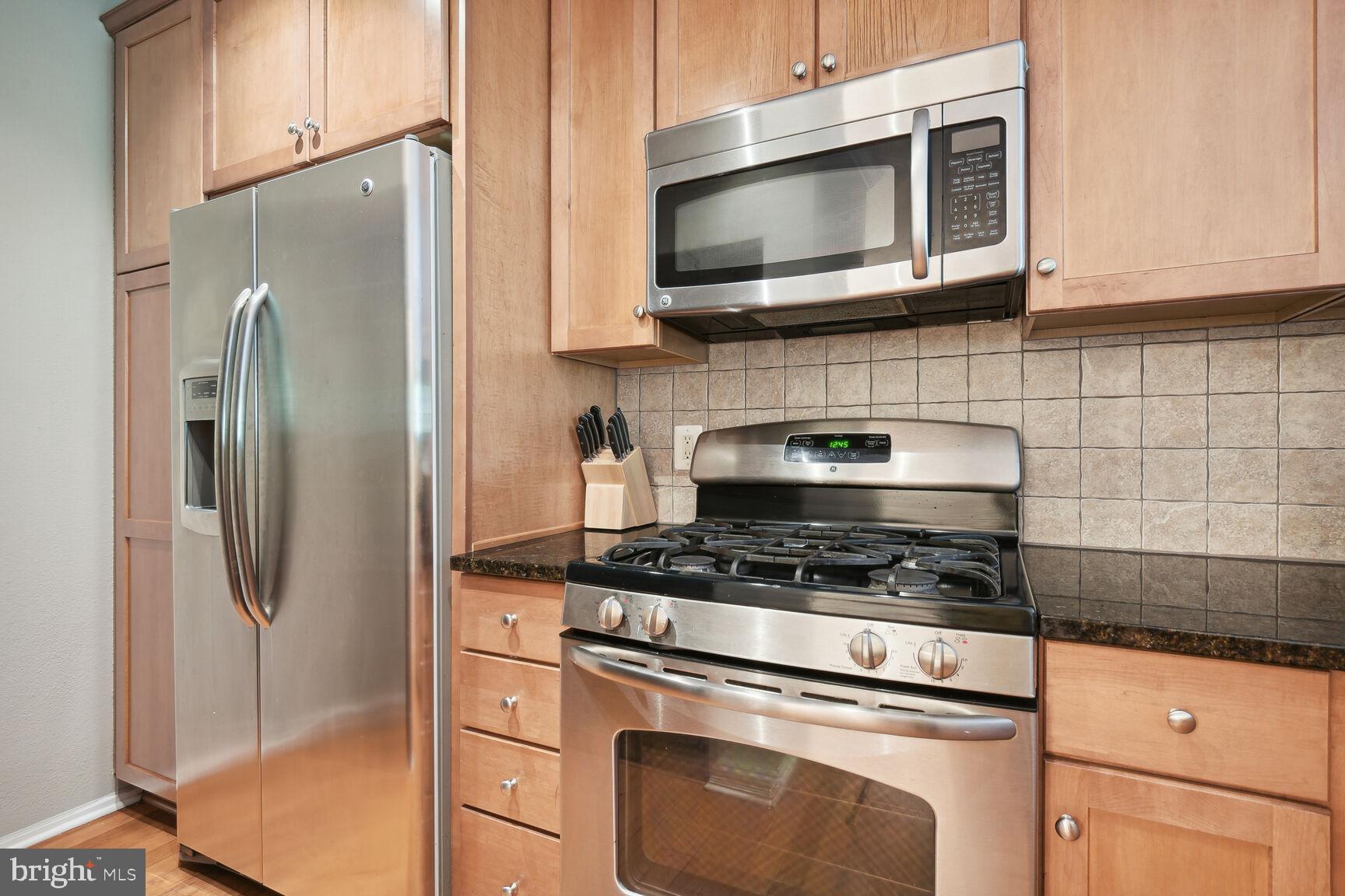 WHITE FLINT STATION - Residential