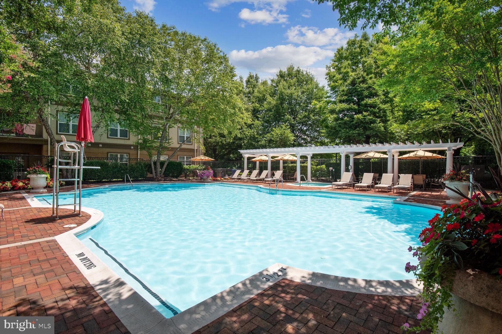 WHITE FLINT STATION - Residential