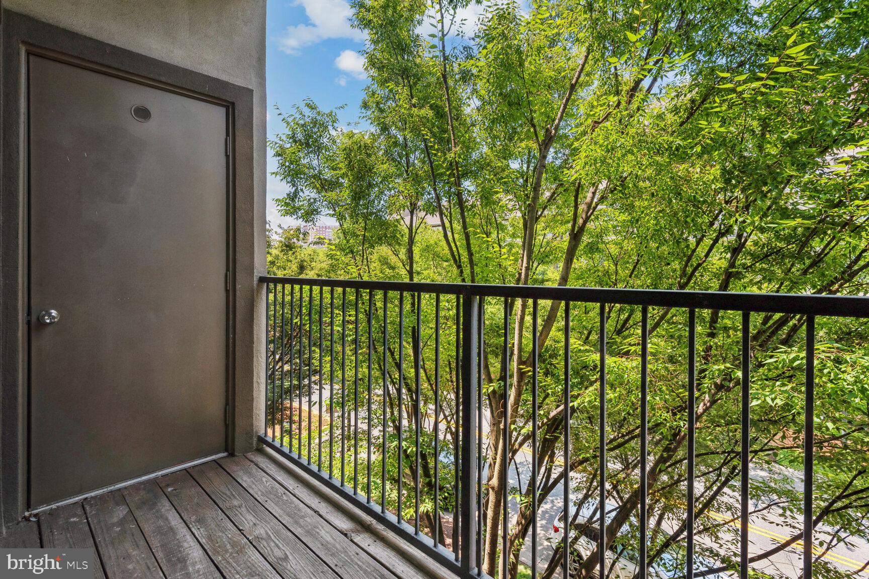 WHITE FLINT STATION - Residential