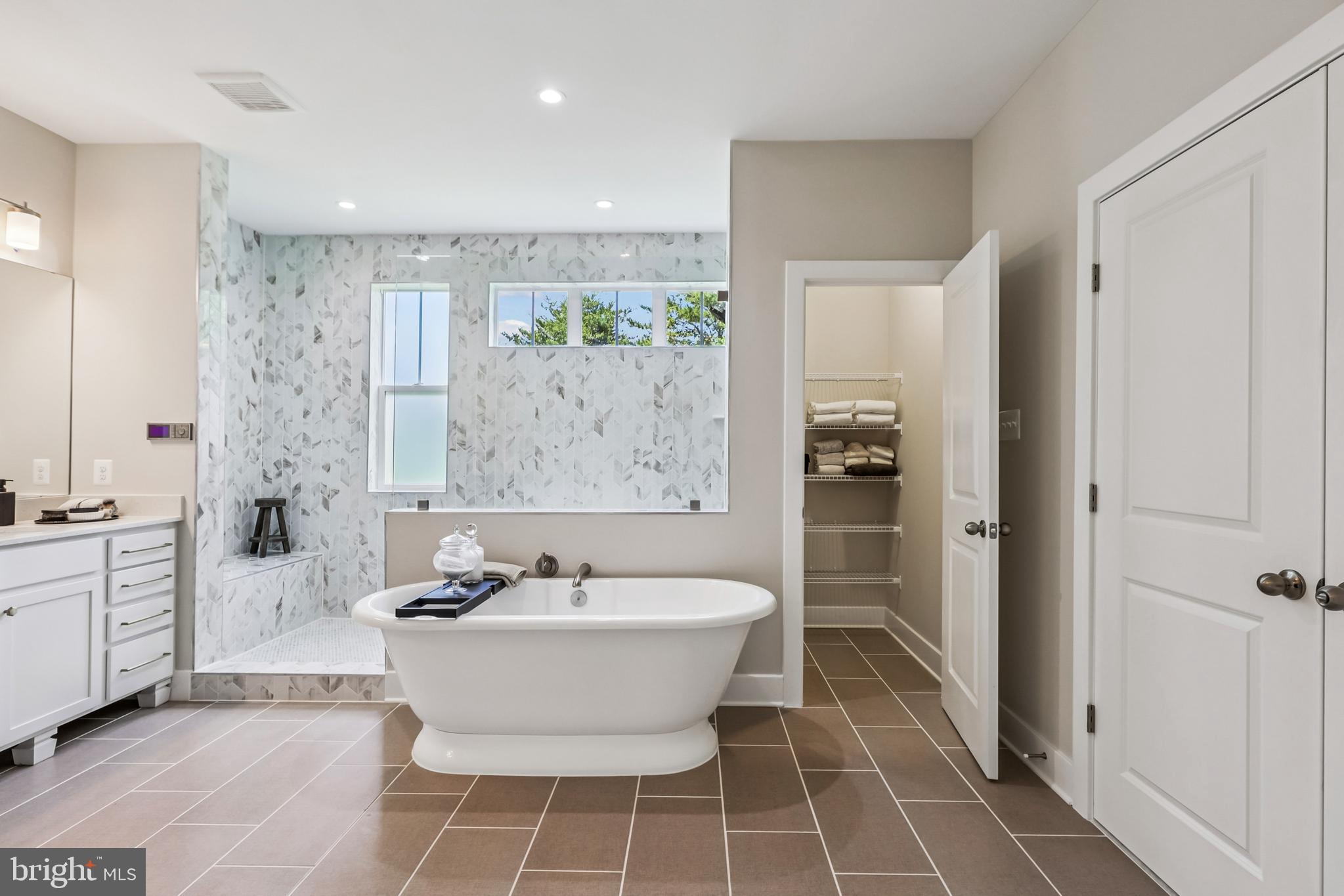 SUMMERGREEN - Residential