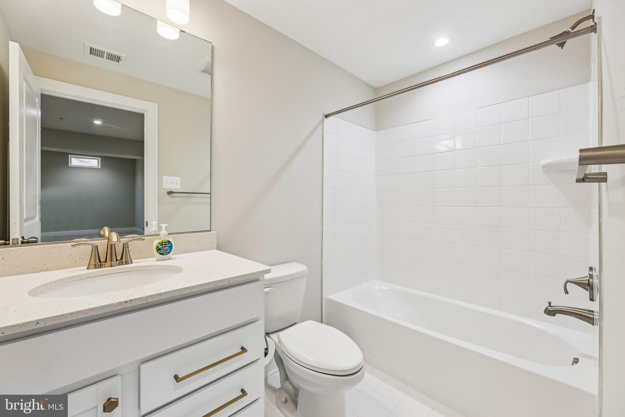 SUMMERGREEN - Residential