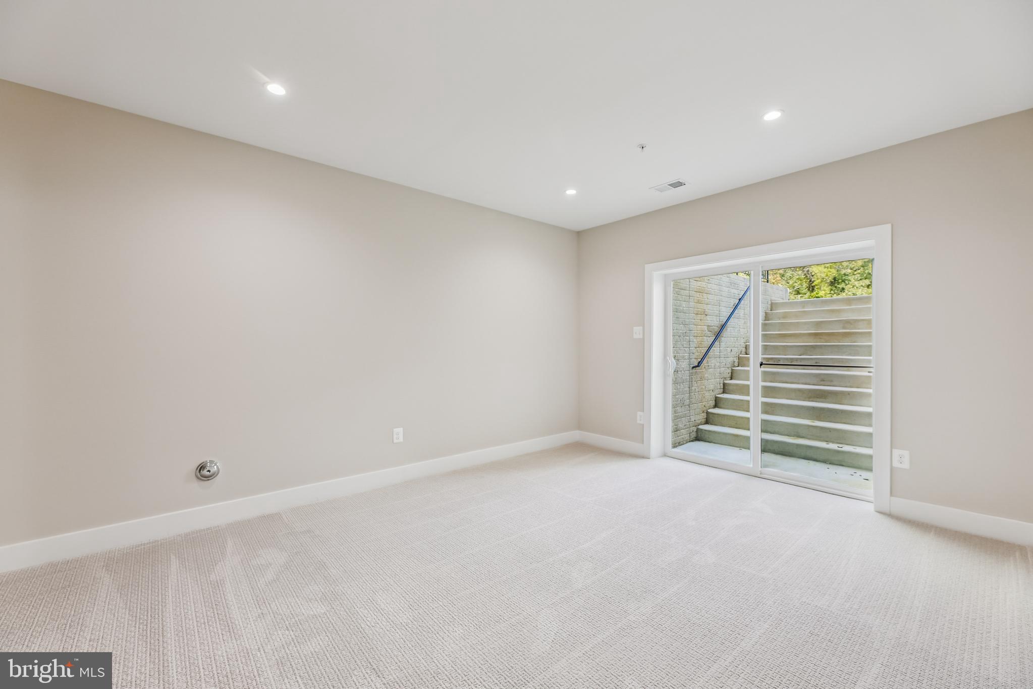 SUMMERGREEN - Residential