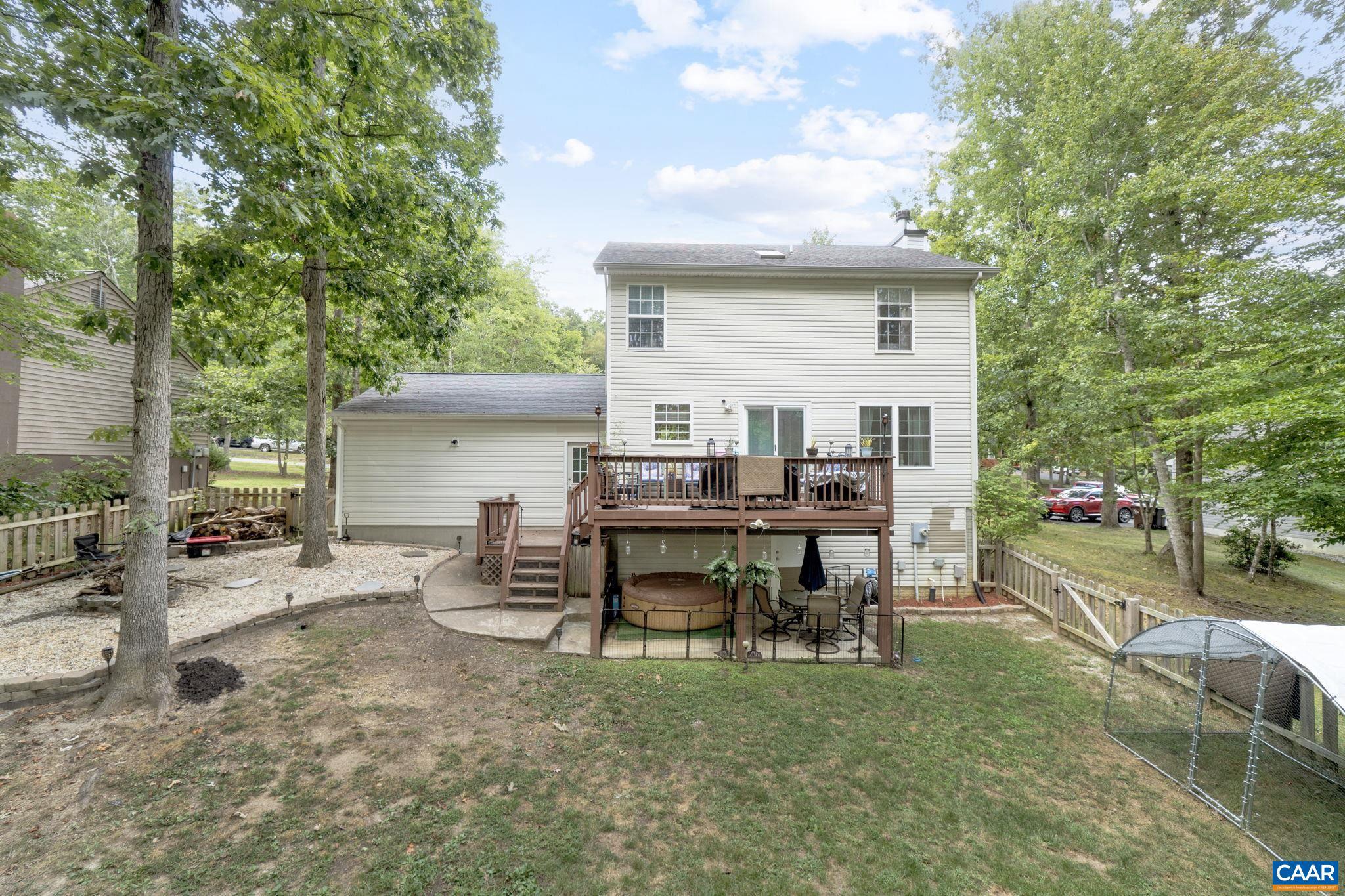 89 RIVERSIDE DR
