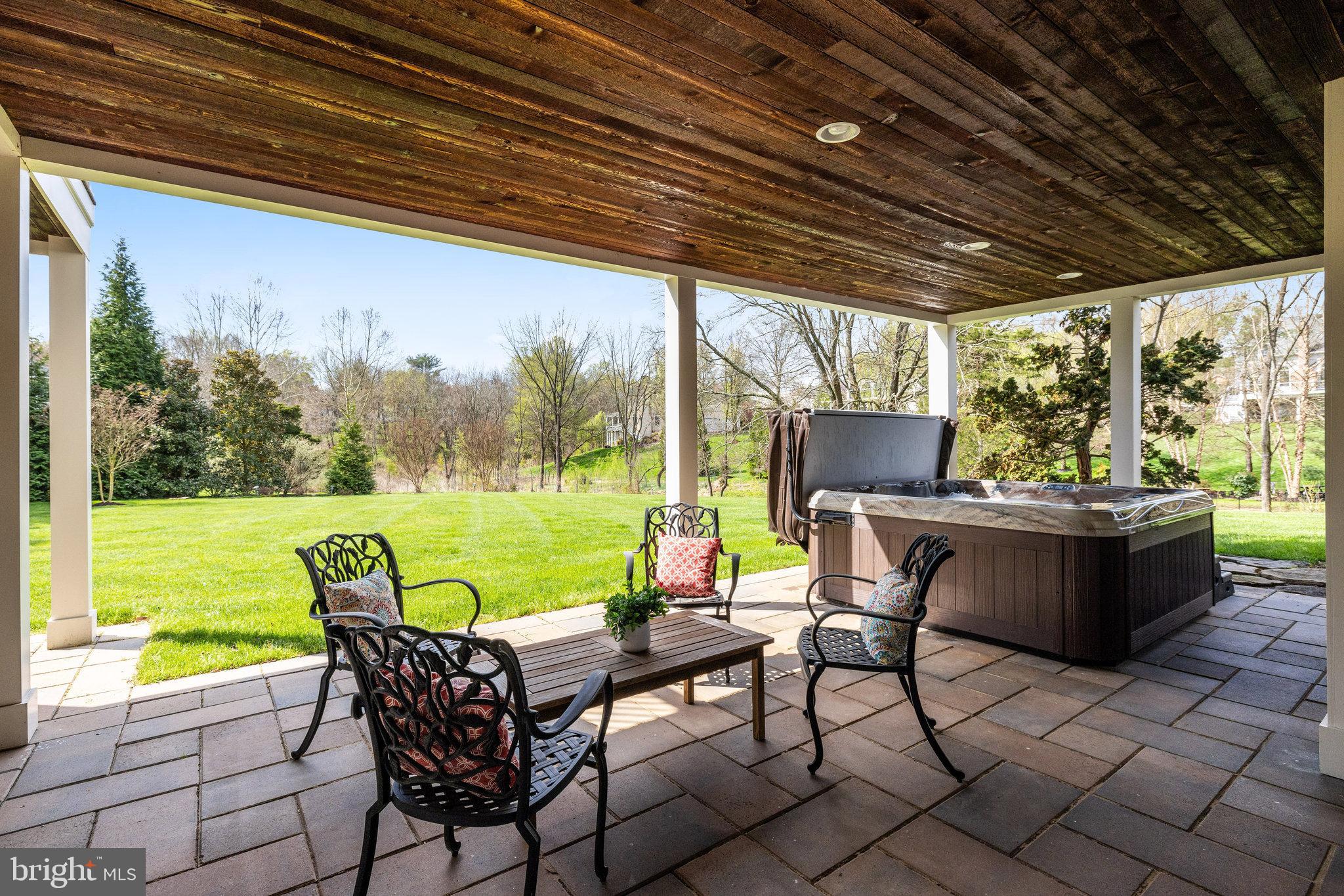 HUNTER MILL ESTATES - Residential