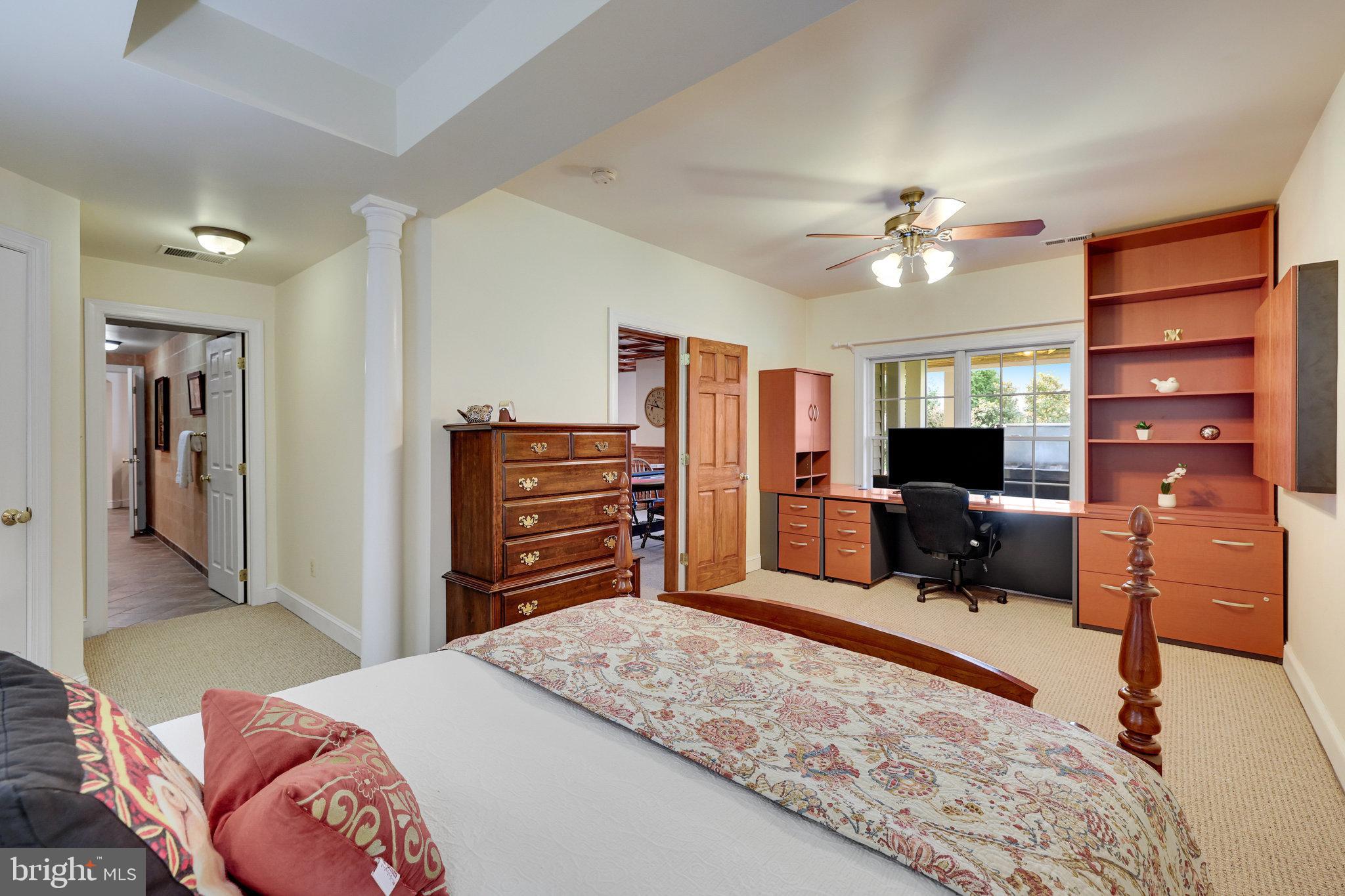 HUNTER MILL ESTATES - Residential