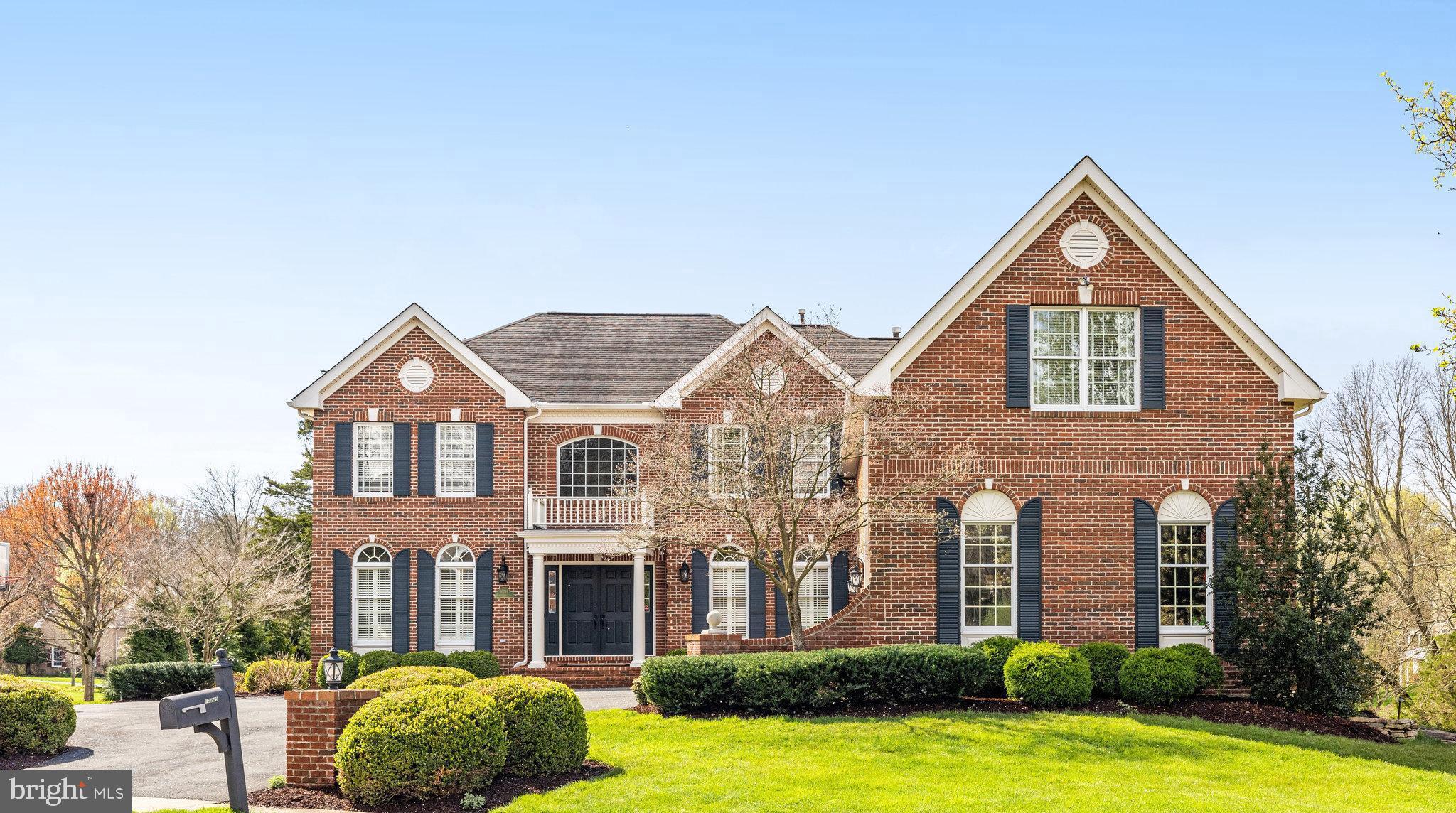 HUNTER MILL ESTATES - Residential