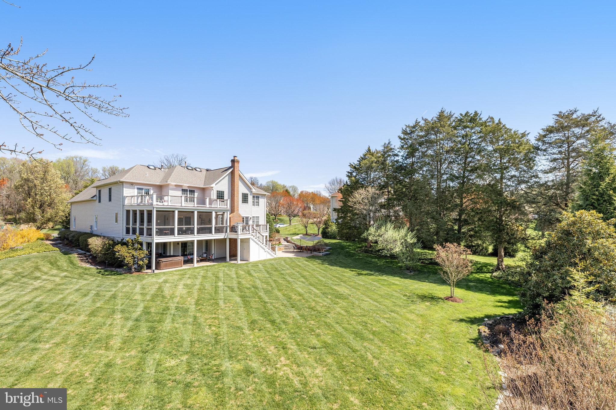 HUNTER MILL ESTATES - Residential