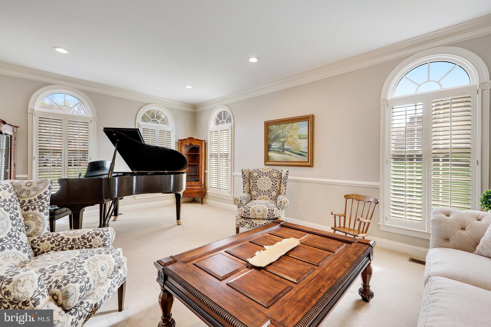 HUNTER MILL ESTATES - Residential