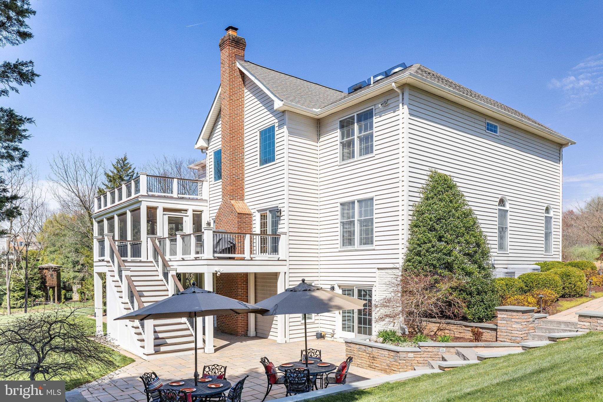 HUNTER MILL ESTATES - Residential